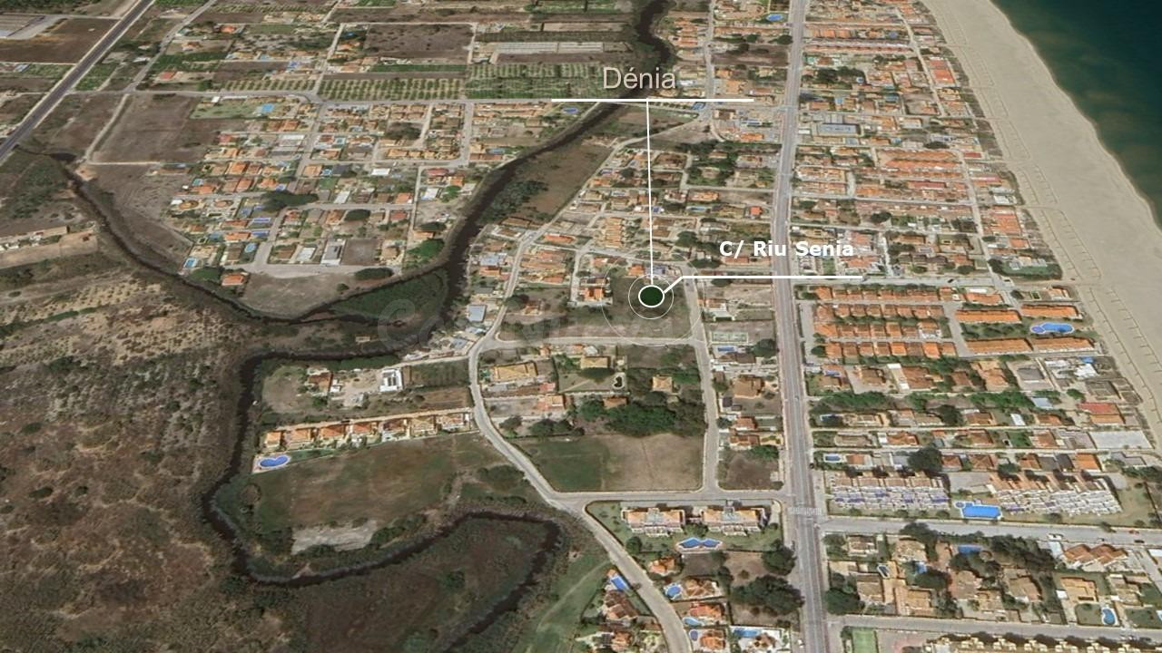 SUELO URBANO CONSOLIDADO EN DENIA. SIN COMISIÓN DE AGENCIA - foto 3