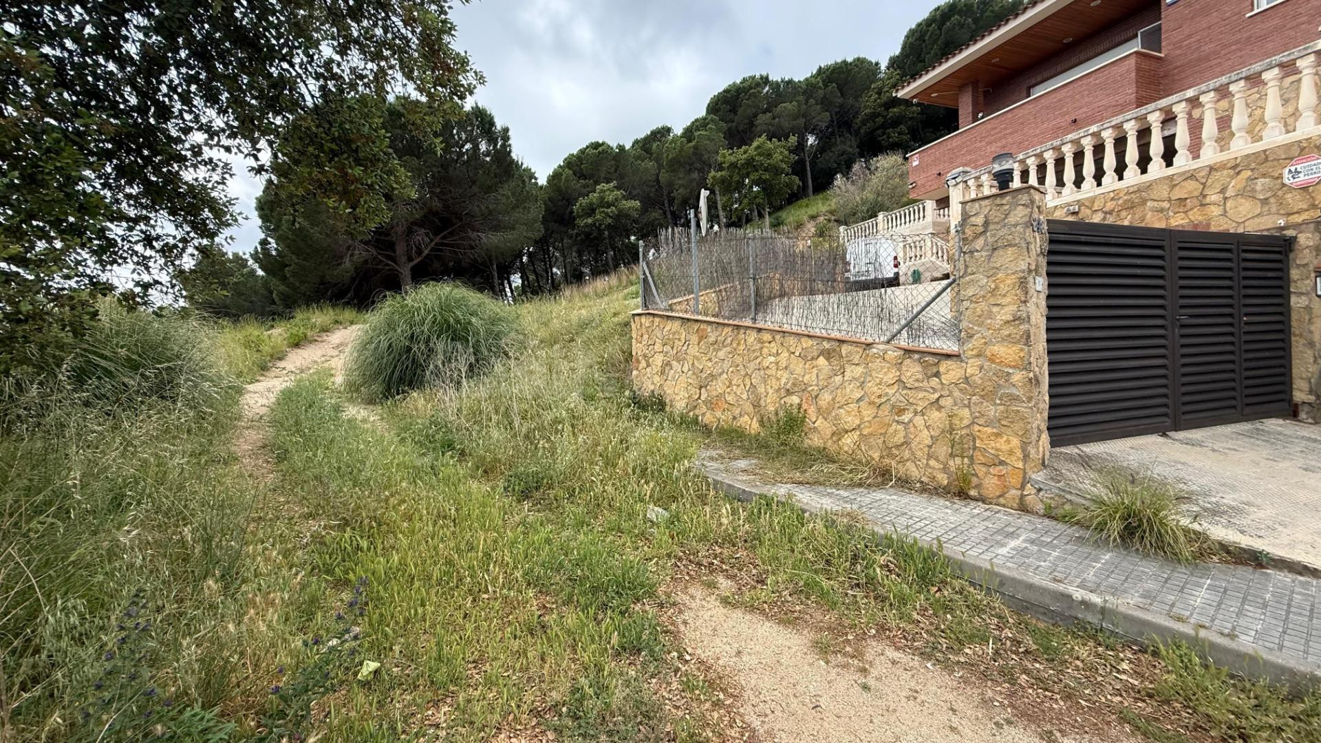 Vivienda unifamiliar en Sant Cebrià de Vallalta para inversi - foto 3