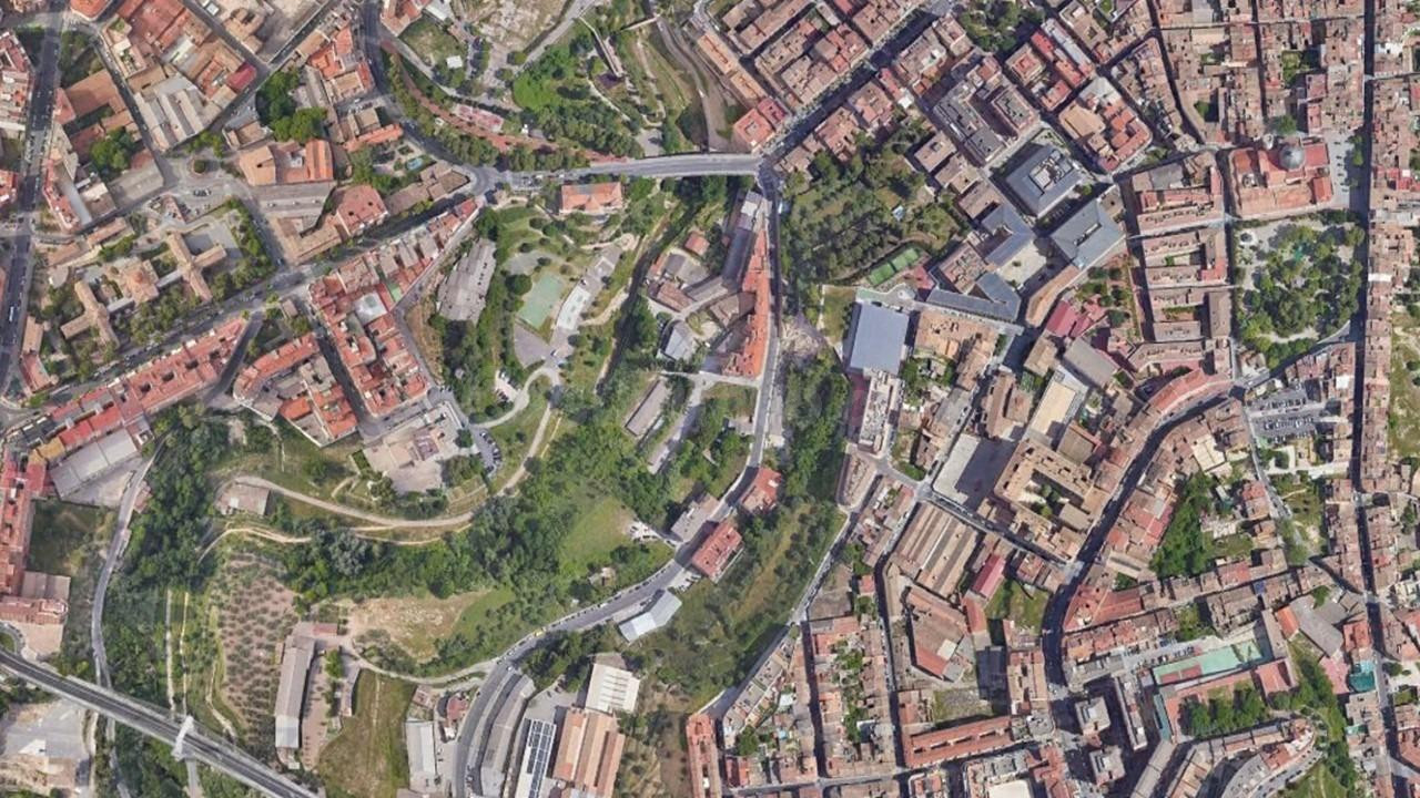 SUELO URBANO DE USO RESIDENCIAL EN ALCOI. SIN COMISIÓN DE AG - foto 2