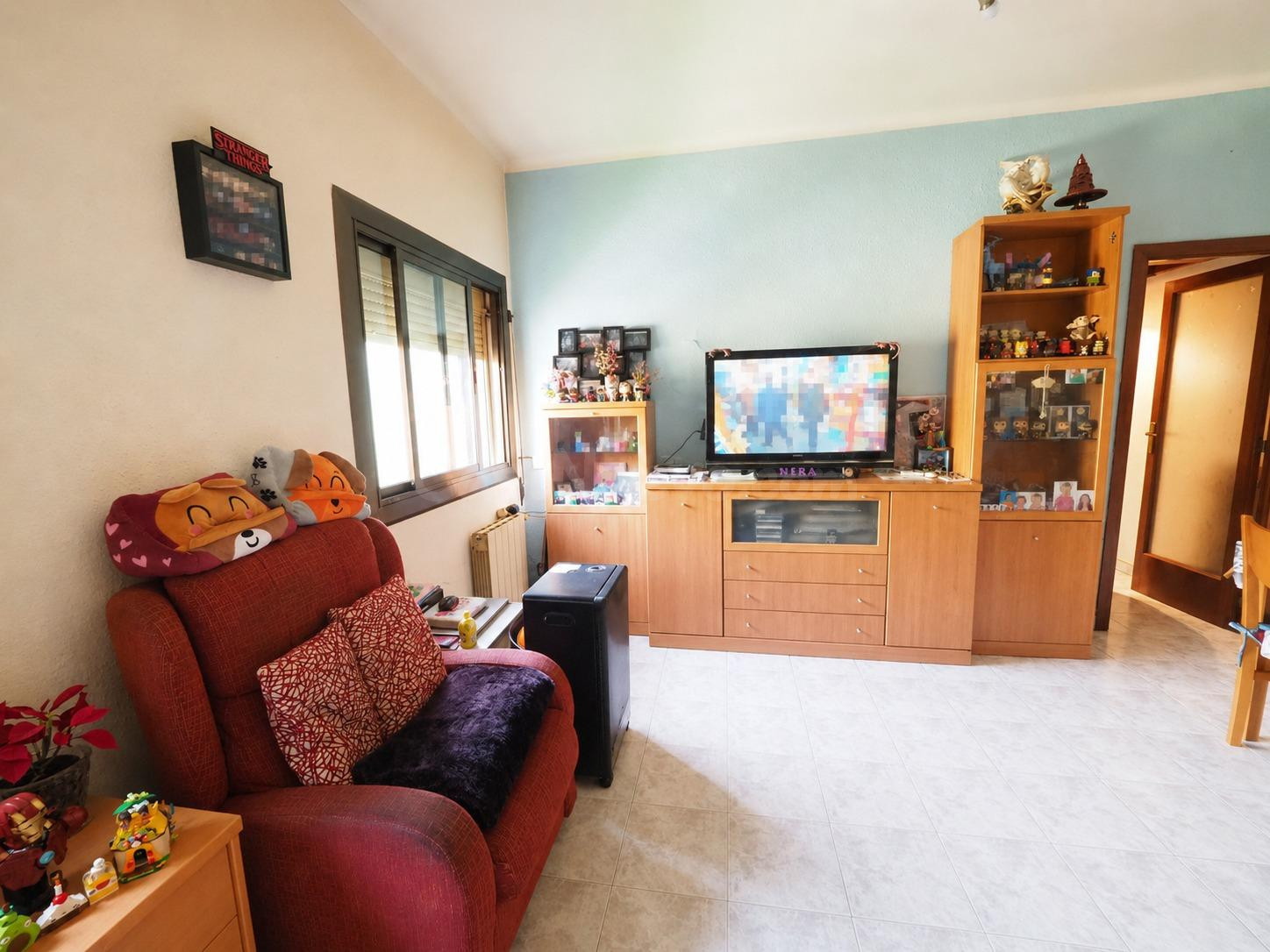 SE VENDE PISO EN BARCELONA, ZONA LA VALL D'HEBRON
