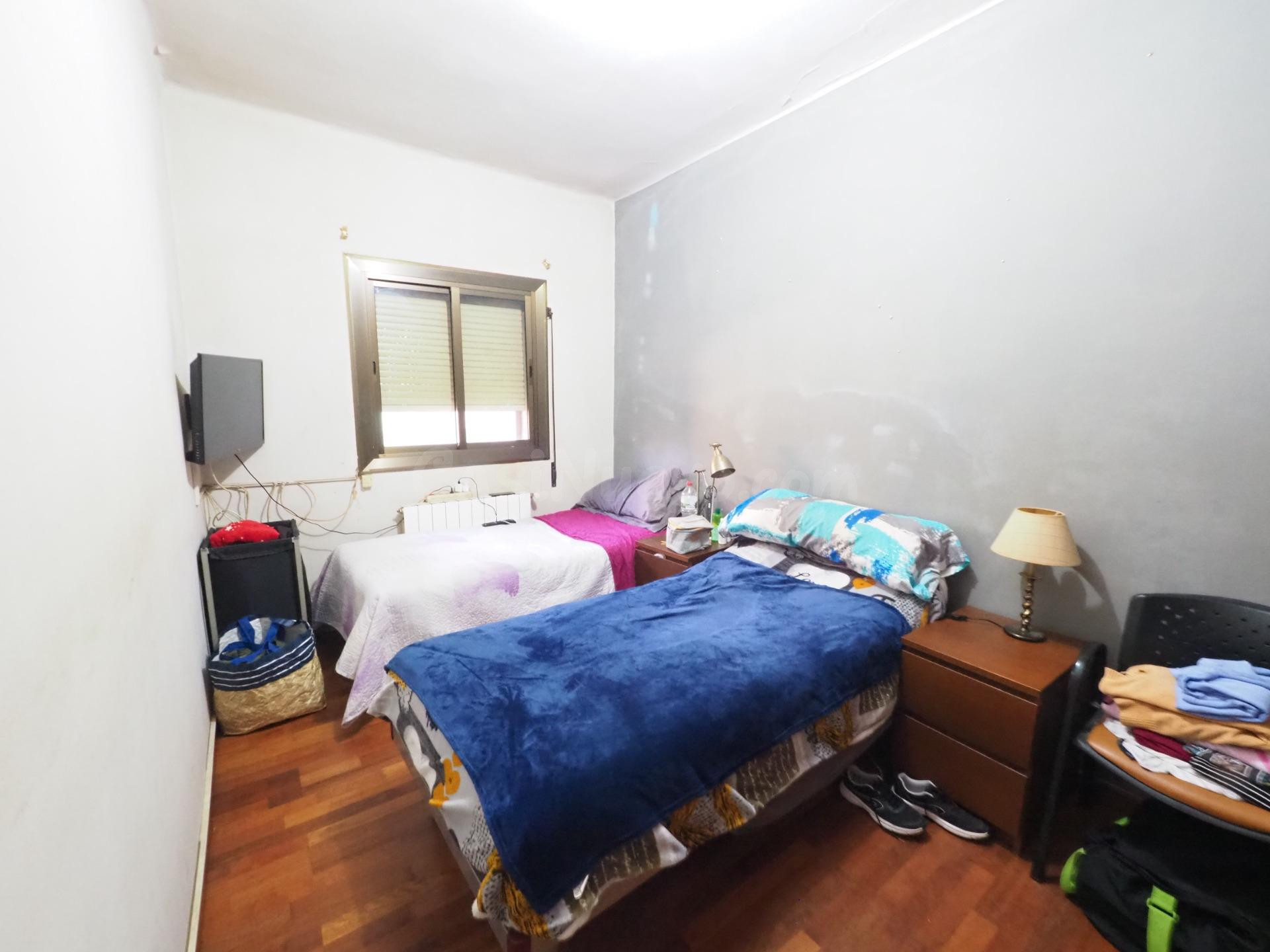 SE VENDE PISO EN BARCELONA, ZONA LA VALL D'HEBRON - foto 4