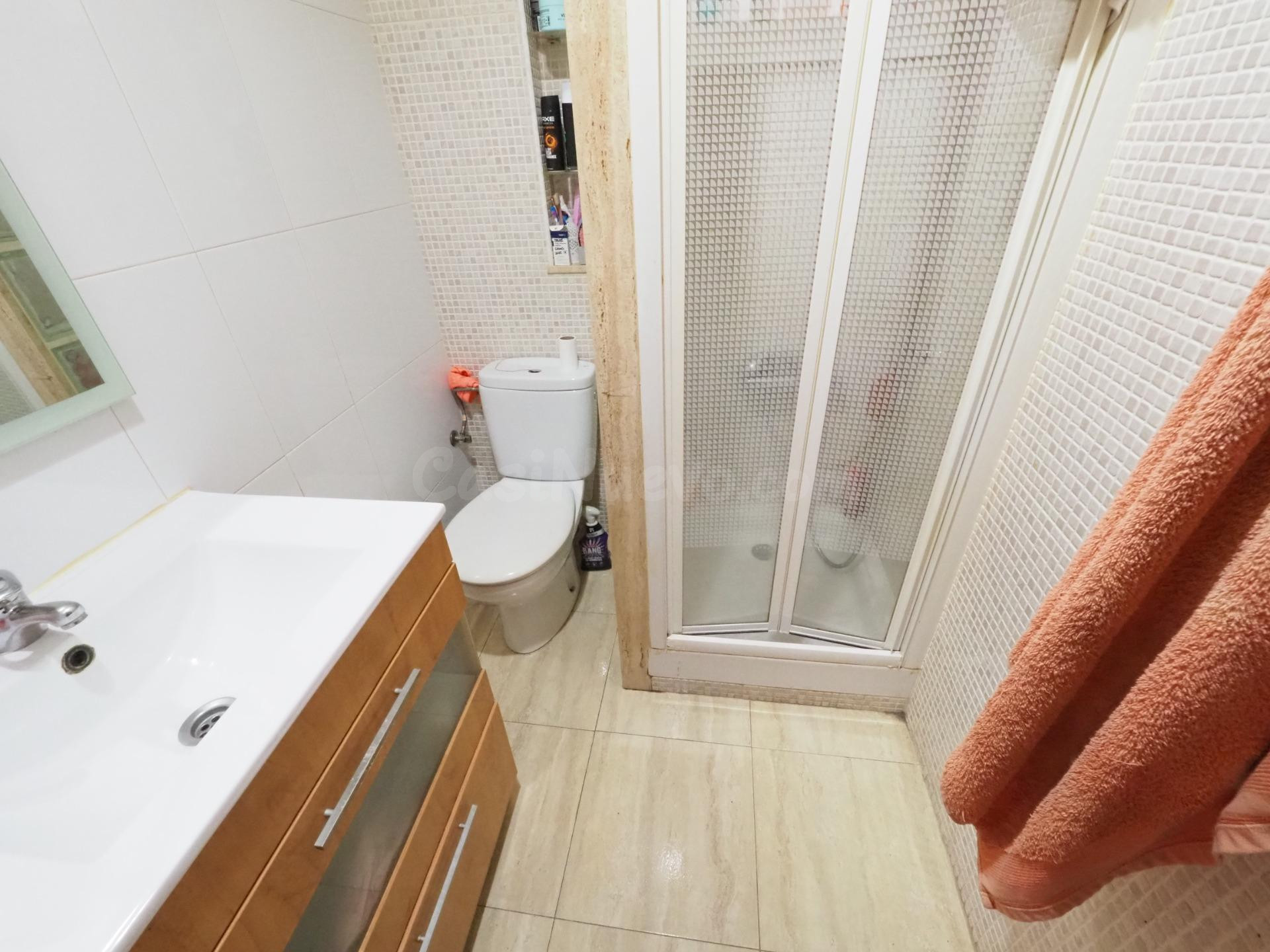 SE VENDE PISO EN BARCELONA, ZONA LA VALL D'HEBRON - foto 5