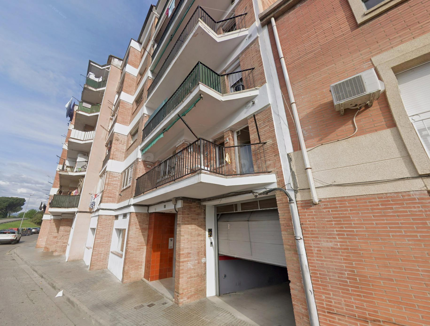 Inversión inmobiliaria en Salt: piso 71m2 con potencial - foto 2