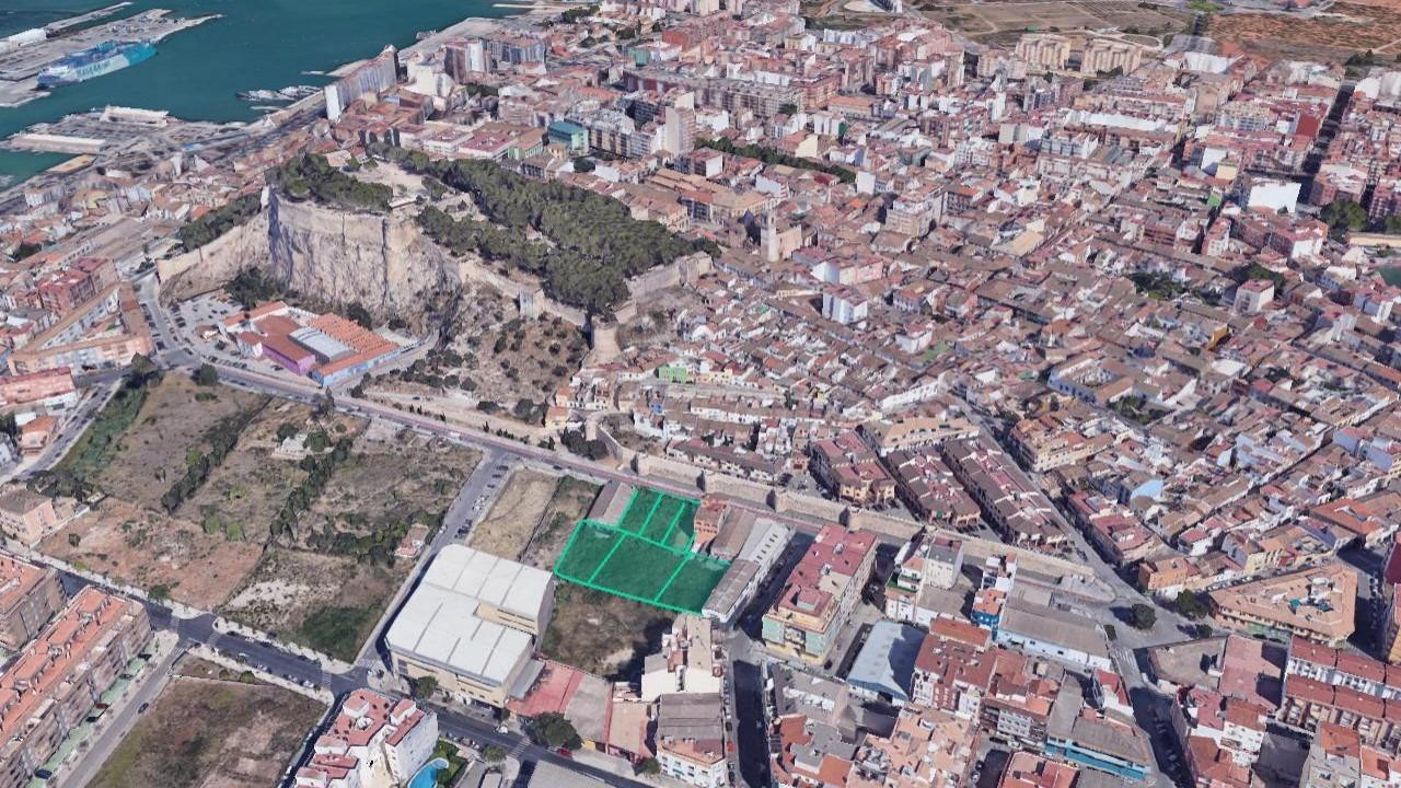 LOTE DE SOLARES AL LADO DEL CASTILLO DE DENIA. SIN COMISIÓN  - foto 2