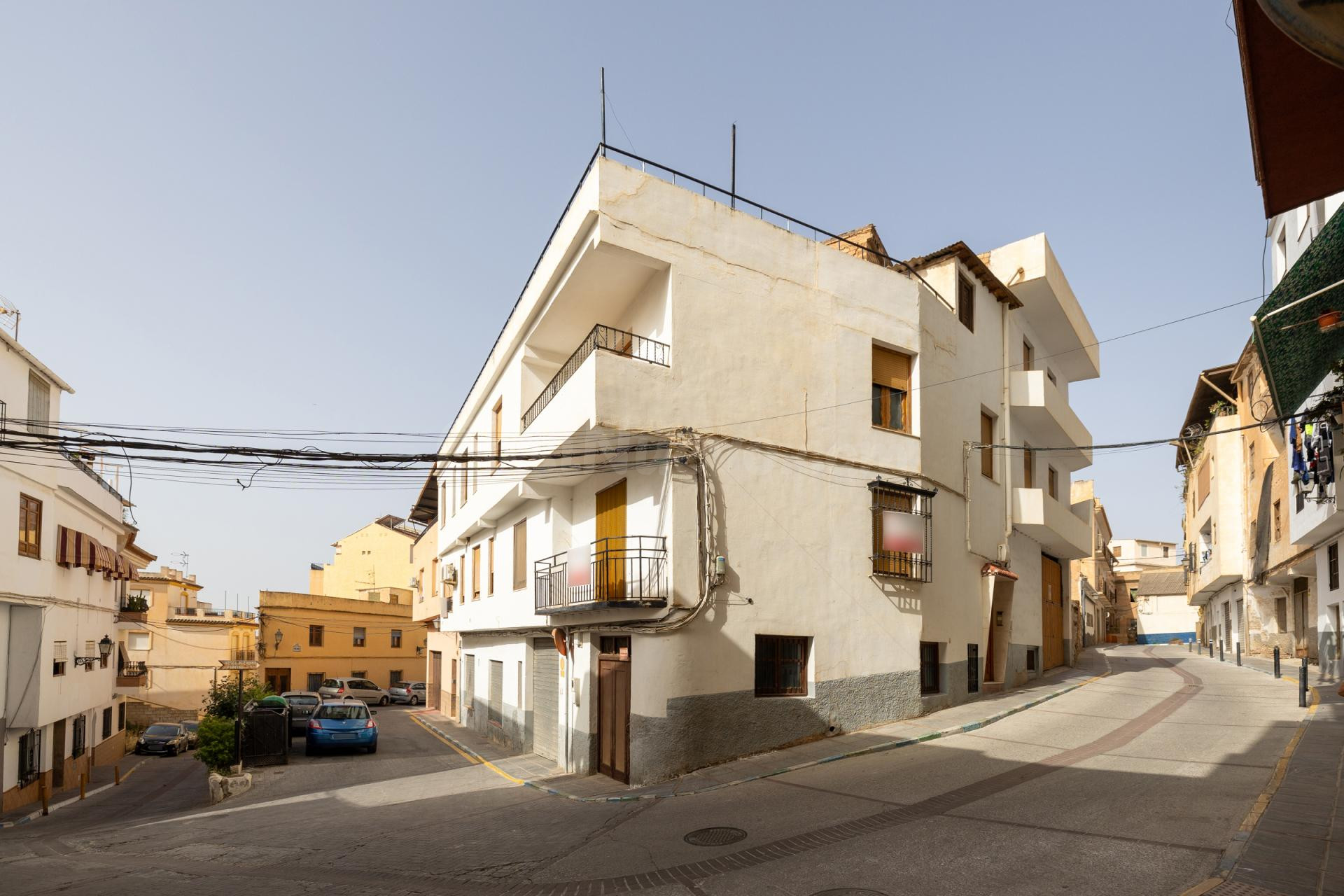 ¡EDIFICIO COMPLETO EN EL CENTRO DE LANJARON! LA INVERSION QU - foto 2