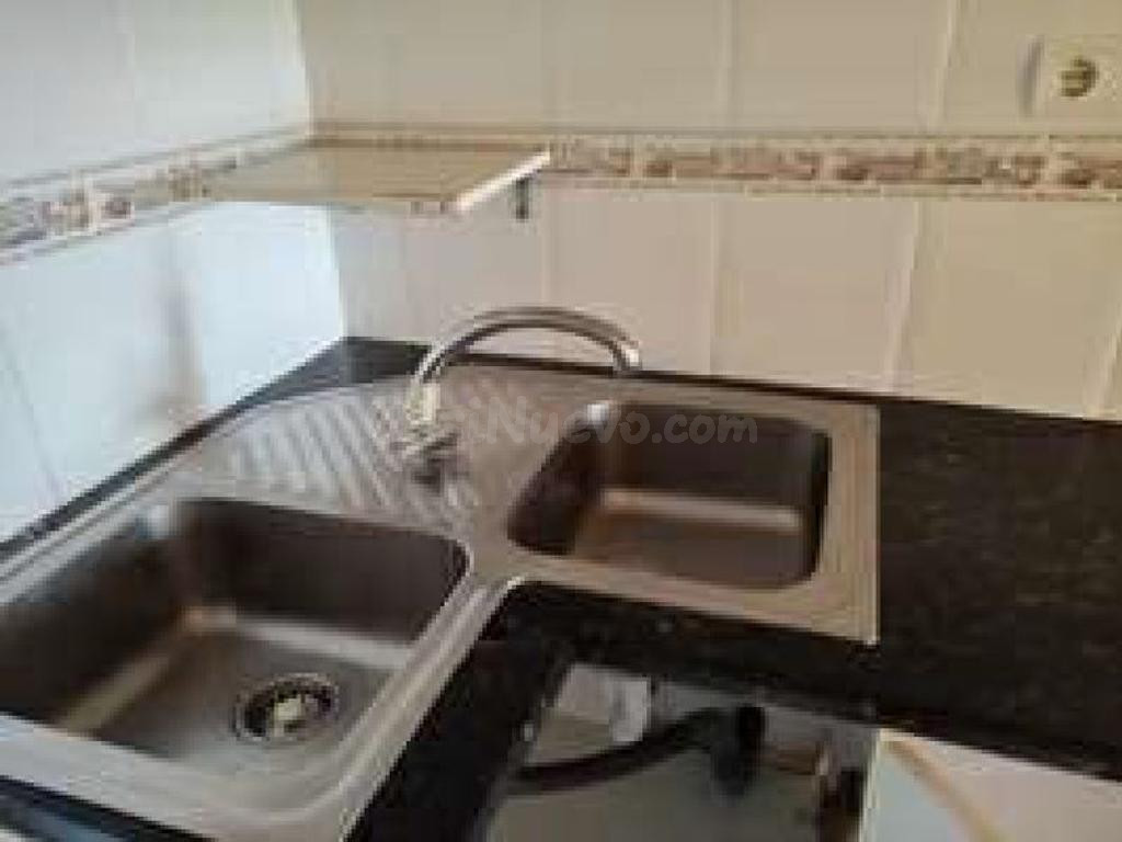 Inversión inmobiliaria en Terrassa: oportunidad sin posesión - foto 2