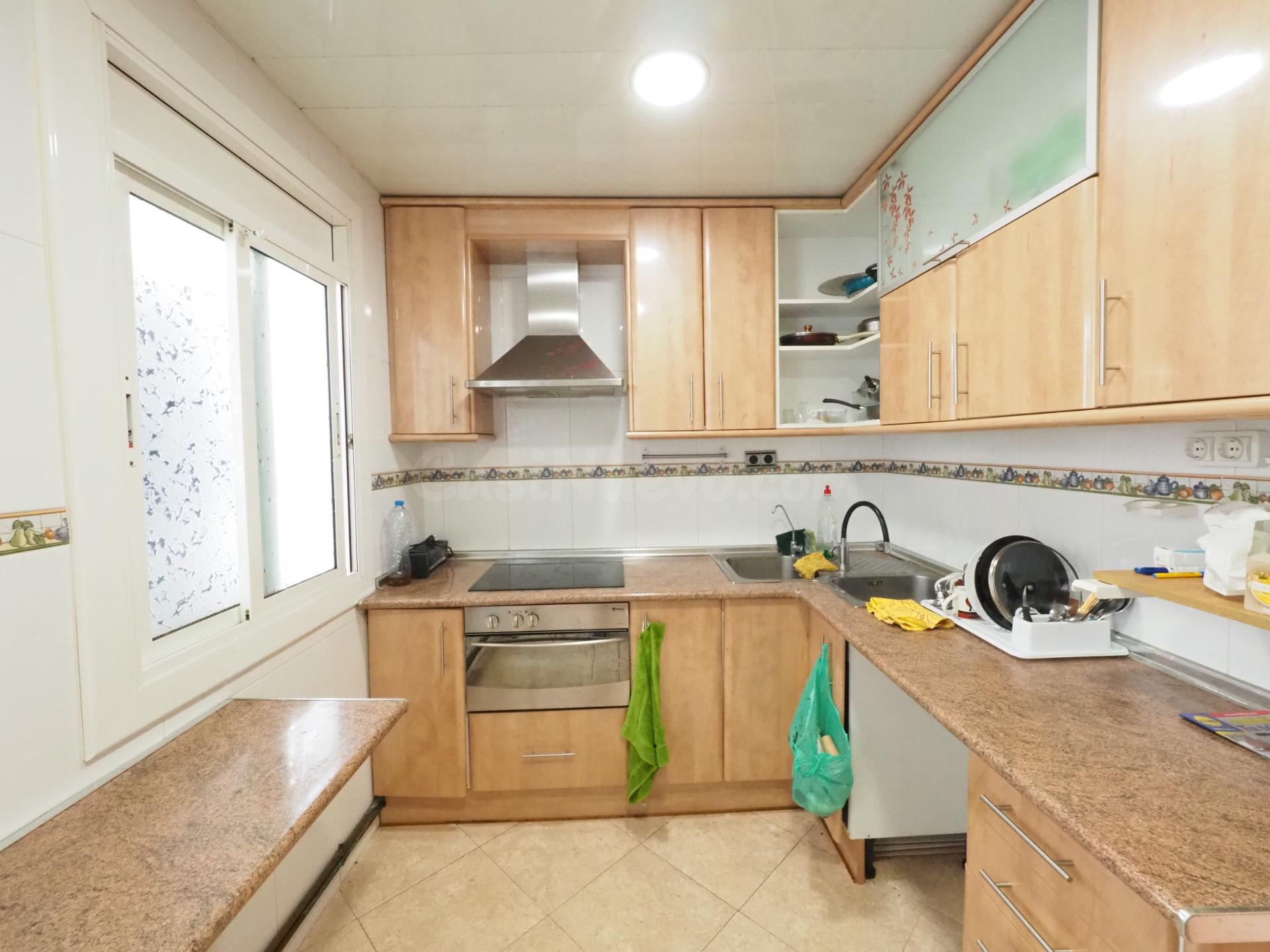 SE VENDE PISO EN BADALONA ZONA LLEFIA - foto 5