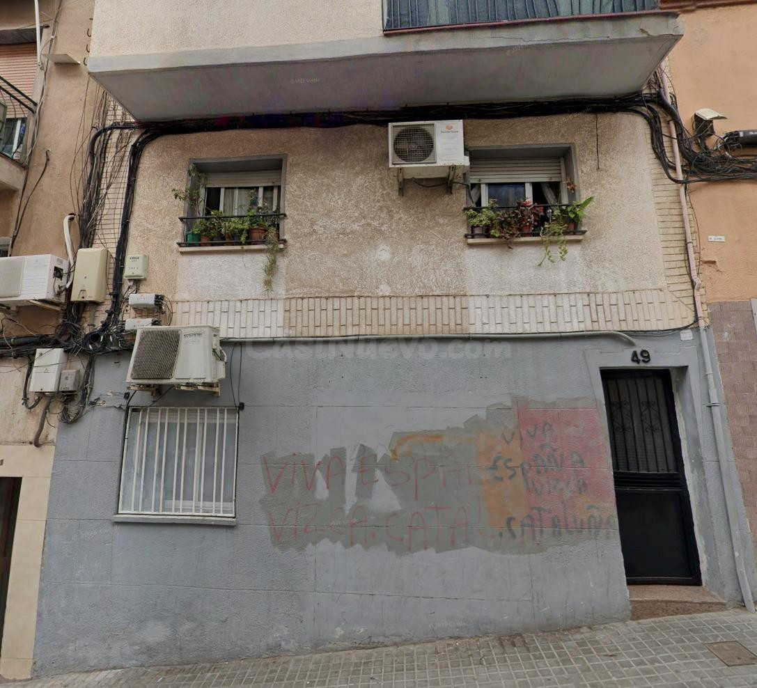 Inversión inmobiliaria en Badalona: oportunidad sin posesión - foto 2