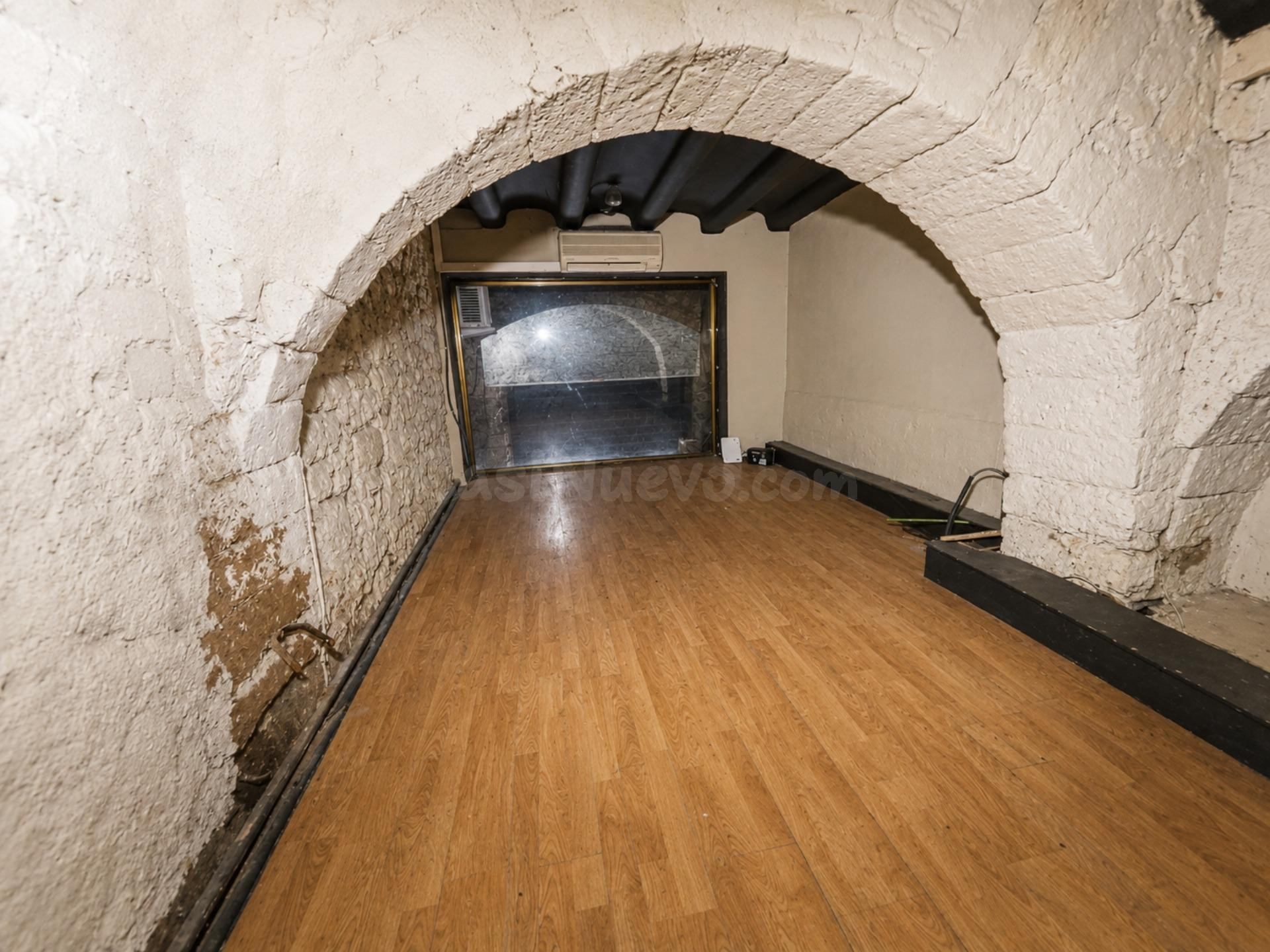 SE VENDE LOCAL COMERCIAL EN MANRESA, ZONA CARRETERA DE VIC - foto 3