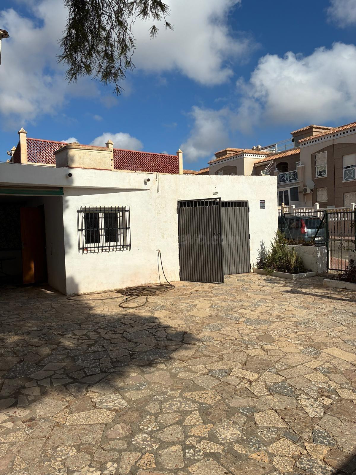 CHALET INDEPENDIENTE EN AGUAS NUEVAS. SIN COMISIÓN DE AGENCI - foto 5