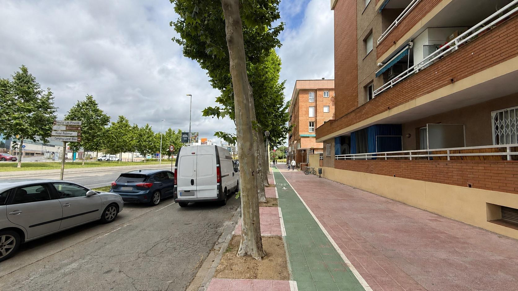 Inversión inmobiliaria en Lloret de Mar: Oportunidad NPL con parking