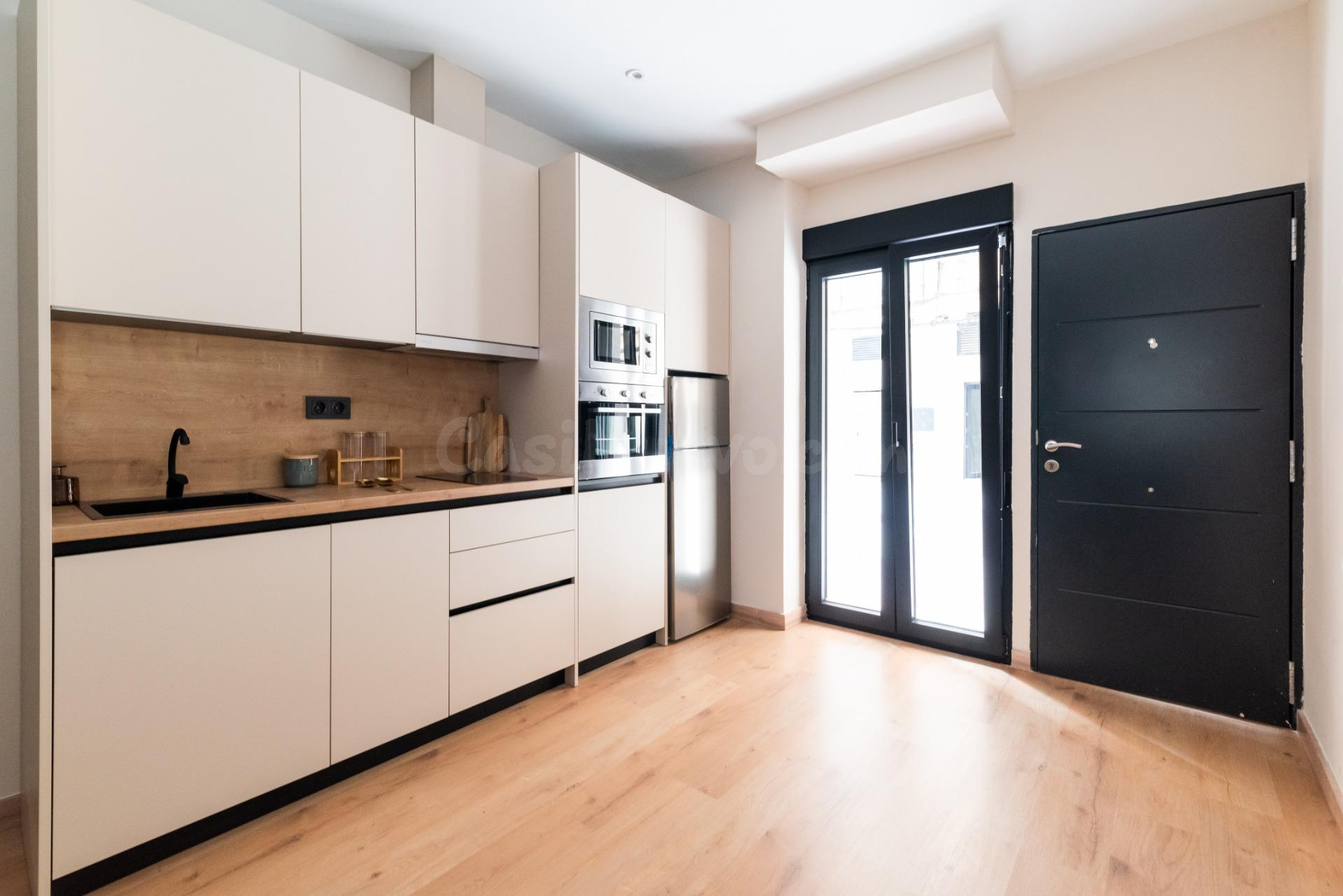 Vivienda reformada a estrenar con vestidor en pleno centro! - foto 4
