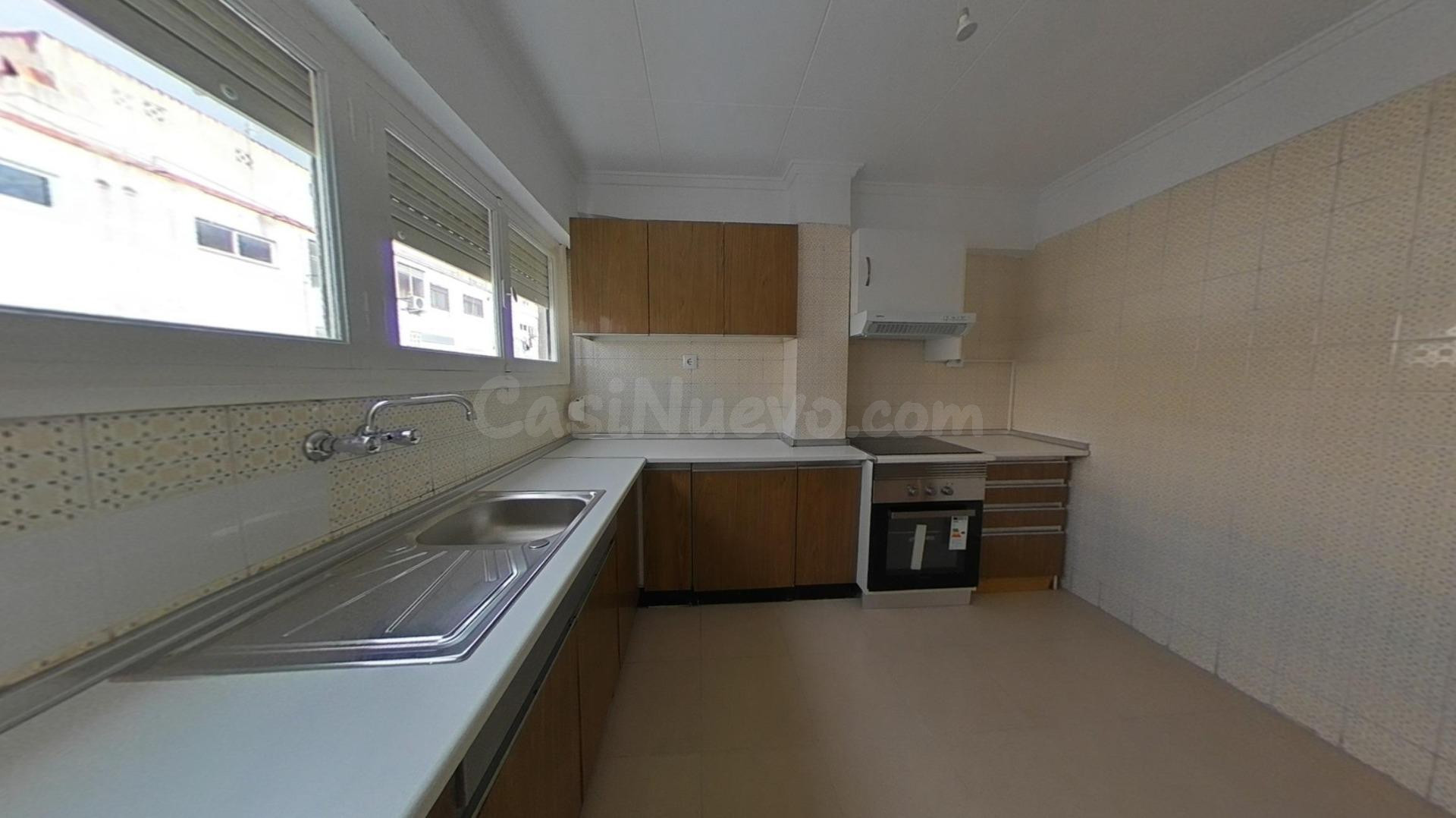 AMPLIA VIVIENDA EN ELDA ZONA AVDA. DE LAS OLIMPIADAS. SIN CO - foto 4
