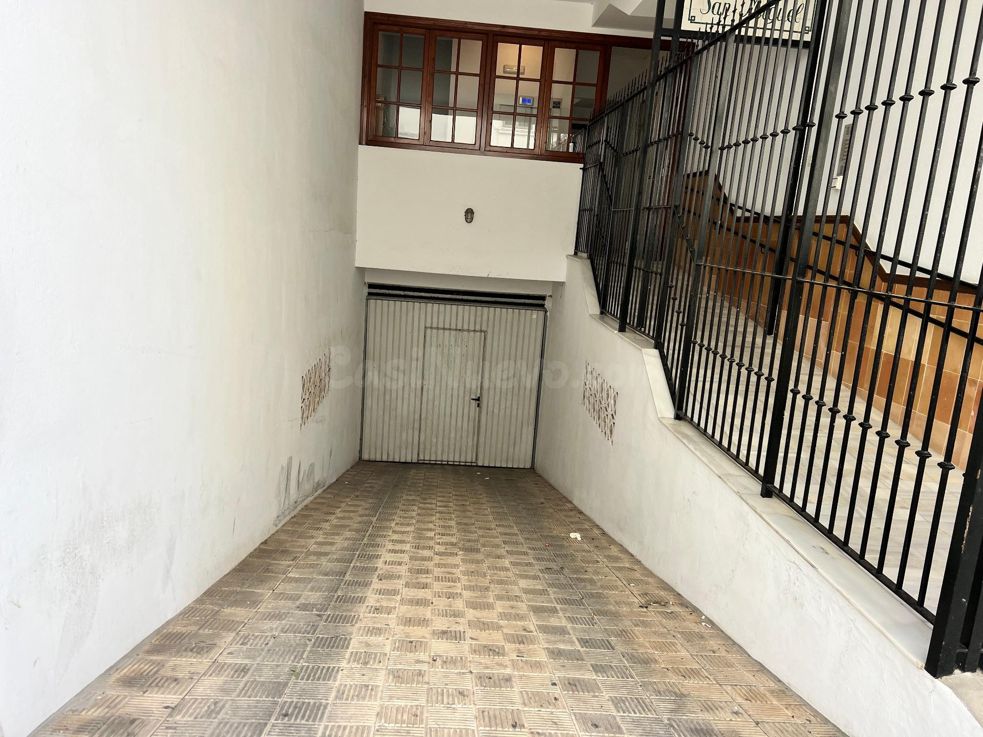 PLAZA DE GARAJE EN SAN MIGUEL