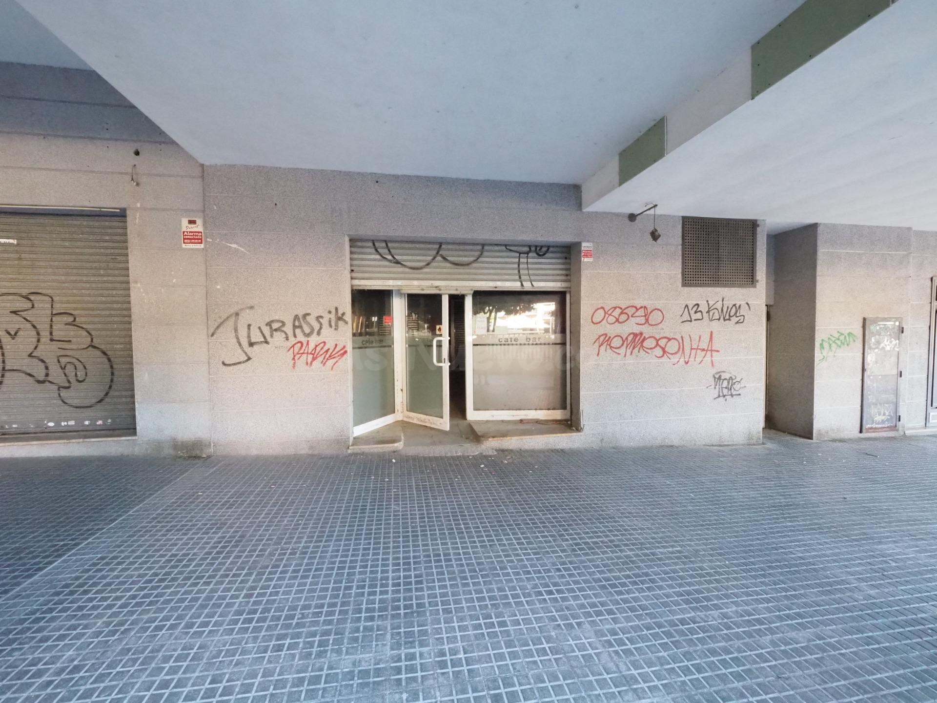 SE VENDE LOCAL COMERCIAL EN OLESA DE MONTSERRAT