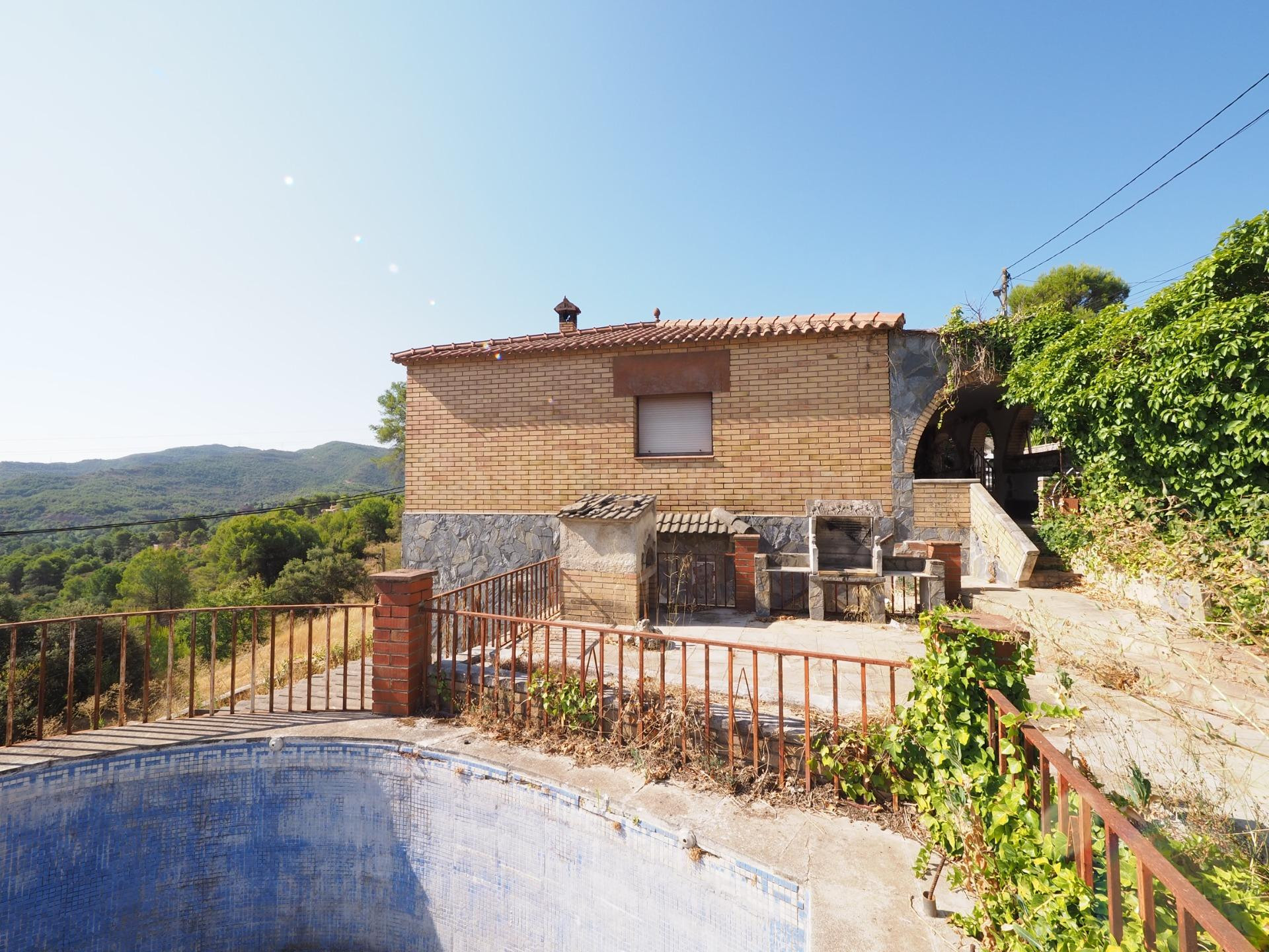 SE VENDE CASA EN VACARISSES, ZONA EL VENTAIOL