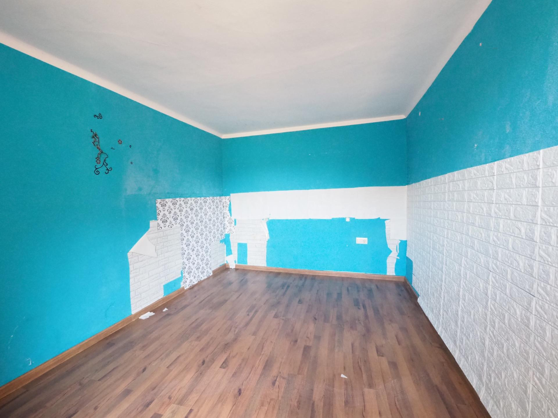 SE VENDE PISO EN IGUALADA, ZONA CENTRO - foto 2