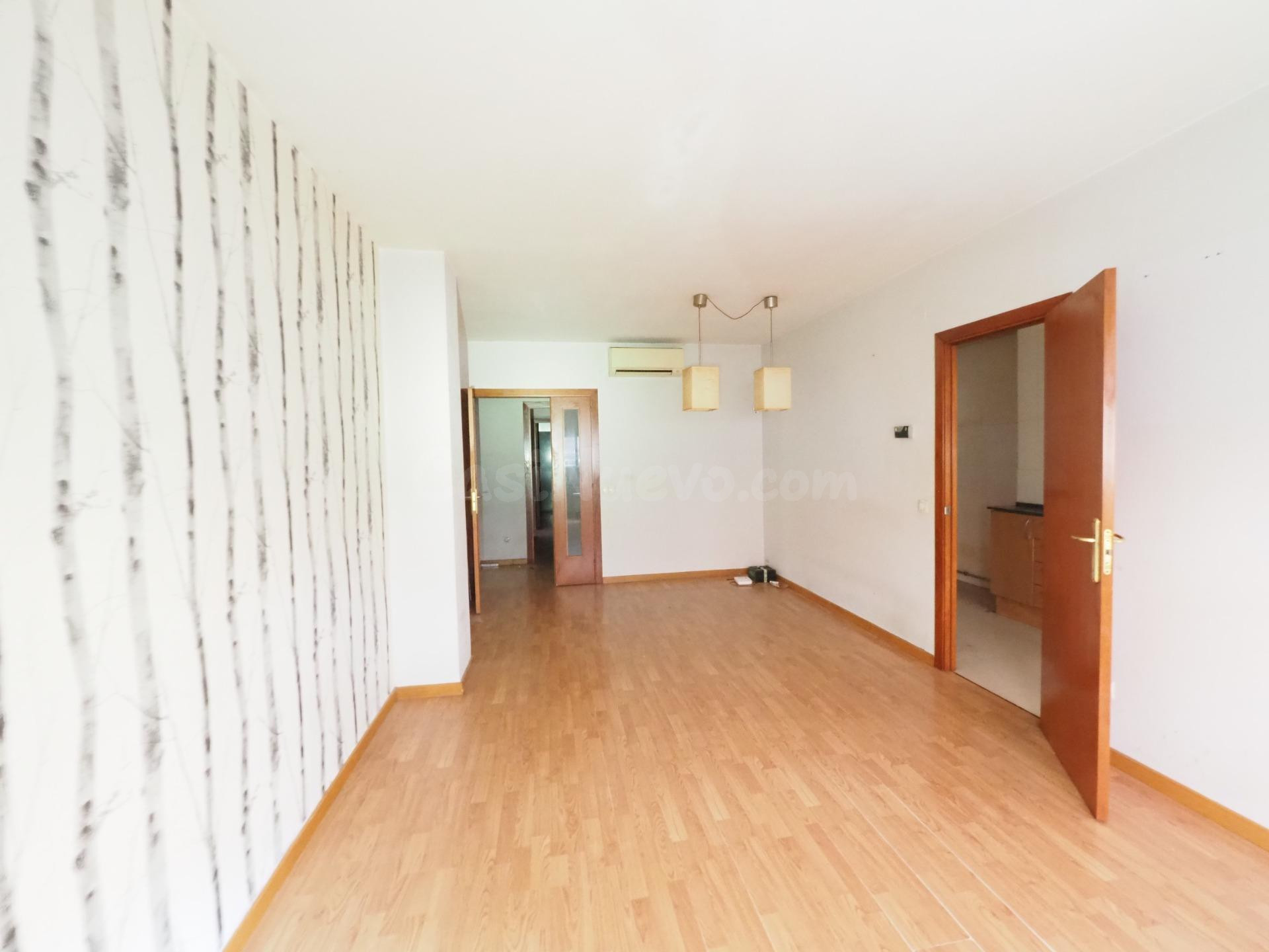 SE VENDE PLANTA BAJA EN TERRASSA, ZONA CAN PALET - foto 4