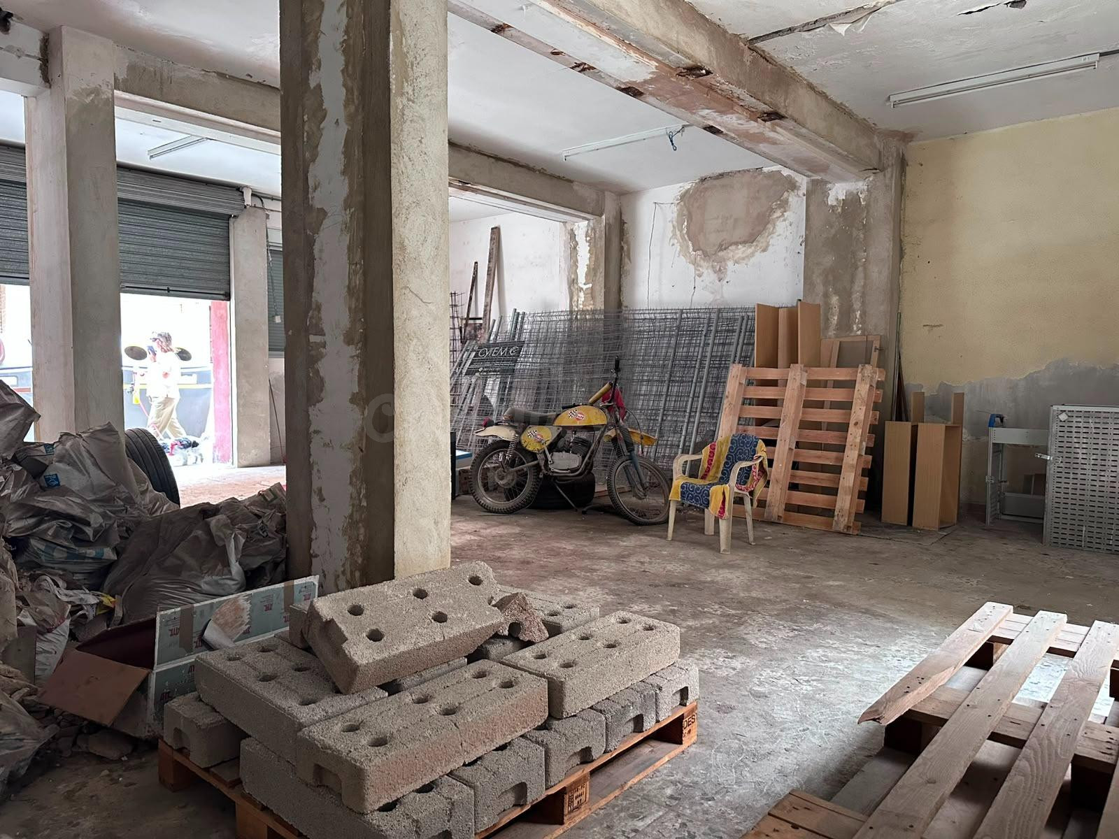 VIVIENDA INDEPENDIENTE  PARA REFORMAR EN MISLATA