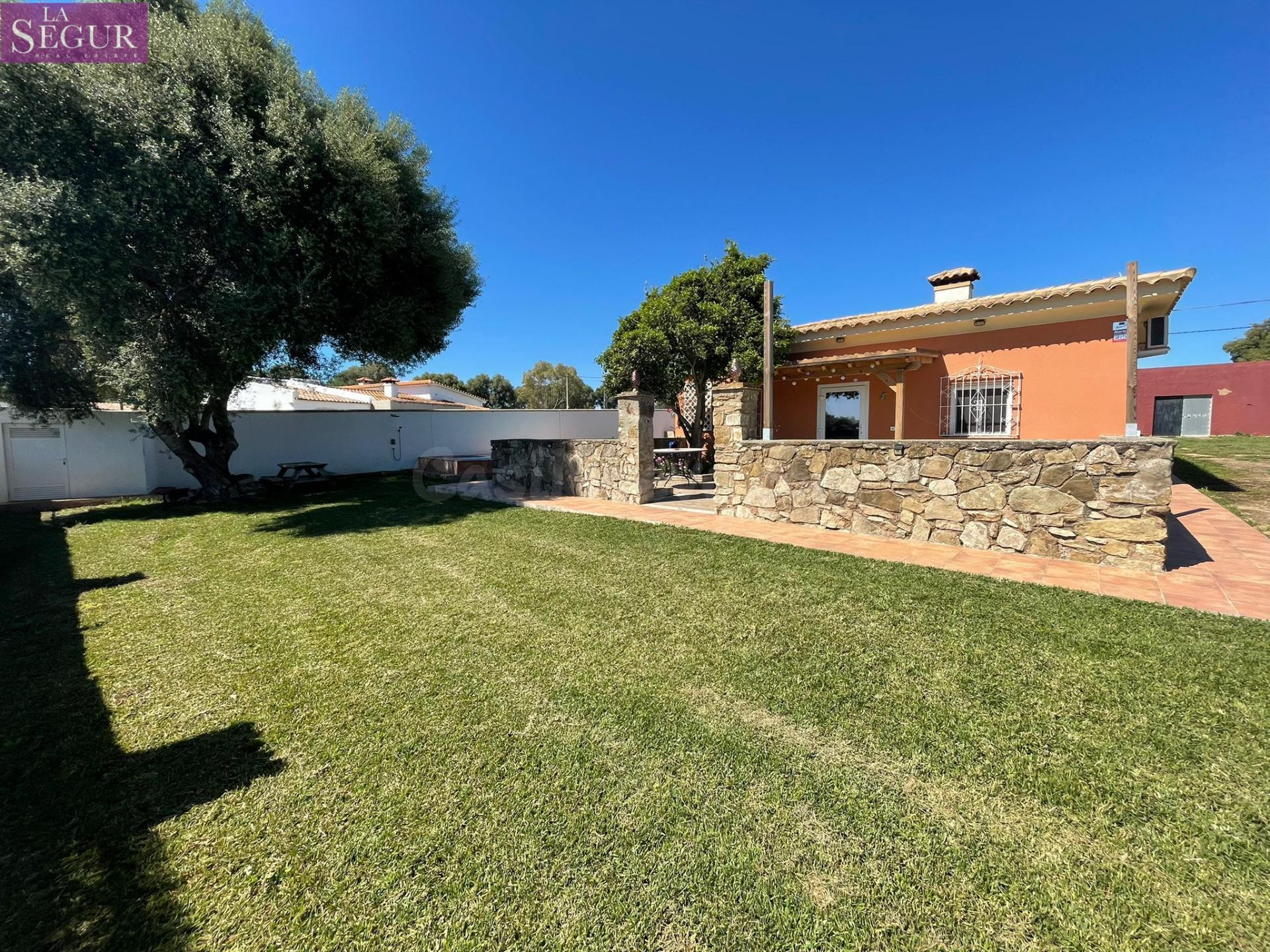 CASA O CHALET INDEPENDIENTE EN VEJER DE LA FRONTERA (MANZANETE)