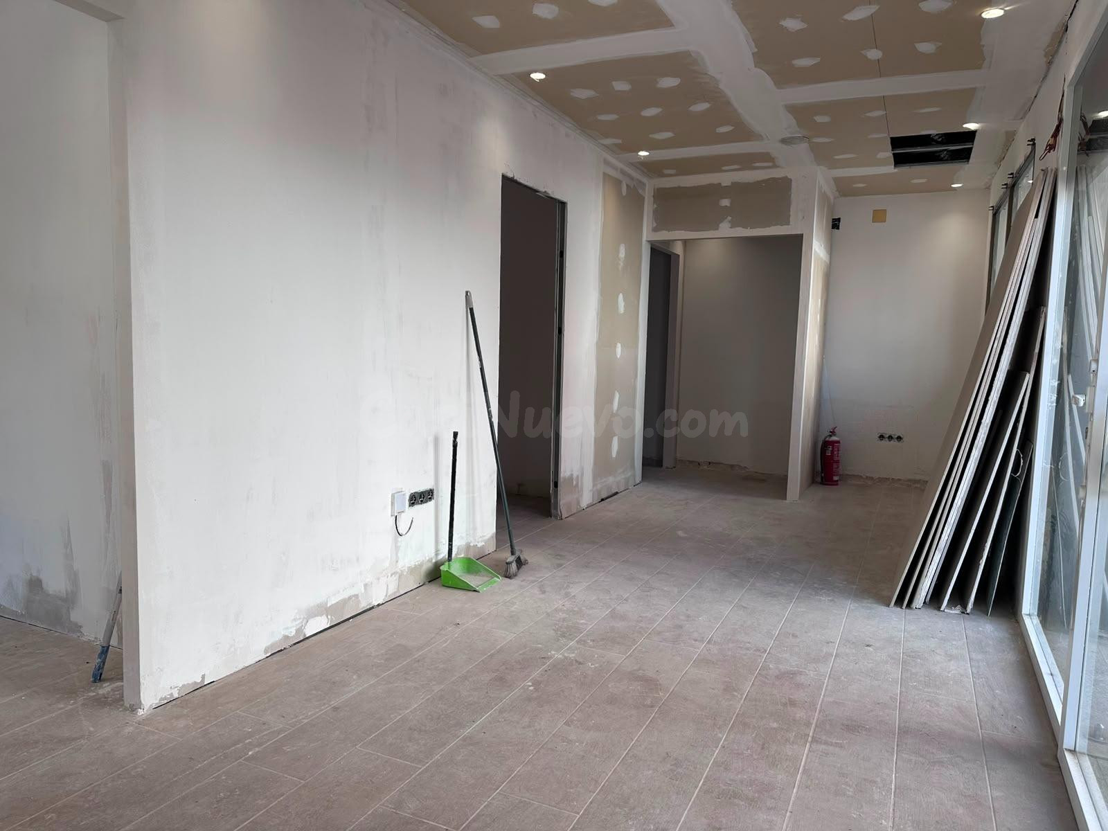 LOCAL COMERCIAL EN ALQUILER EN MISLATA - foto 3