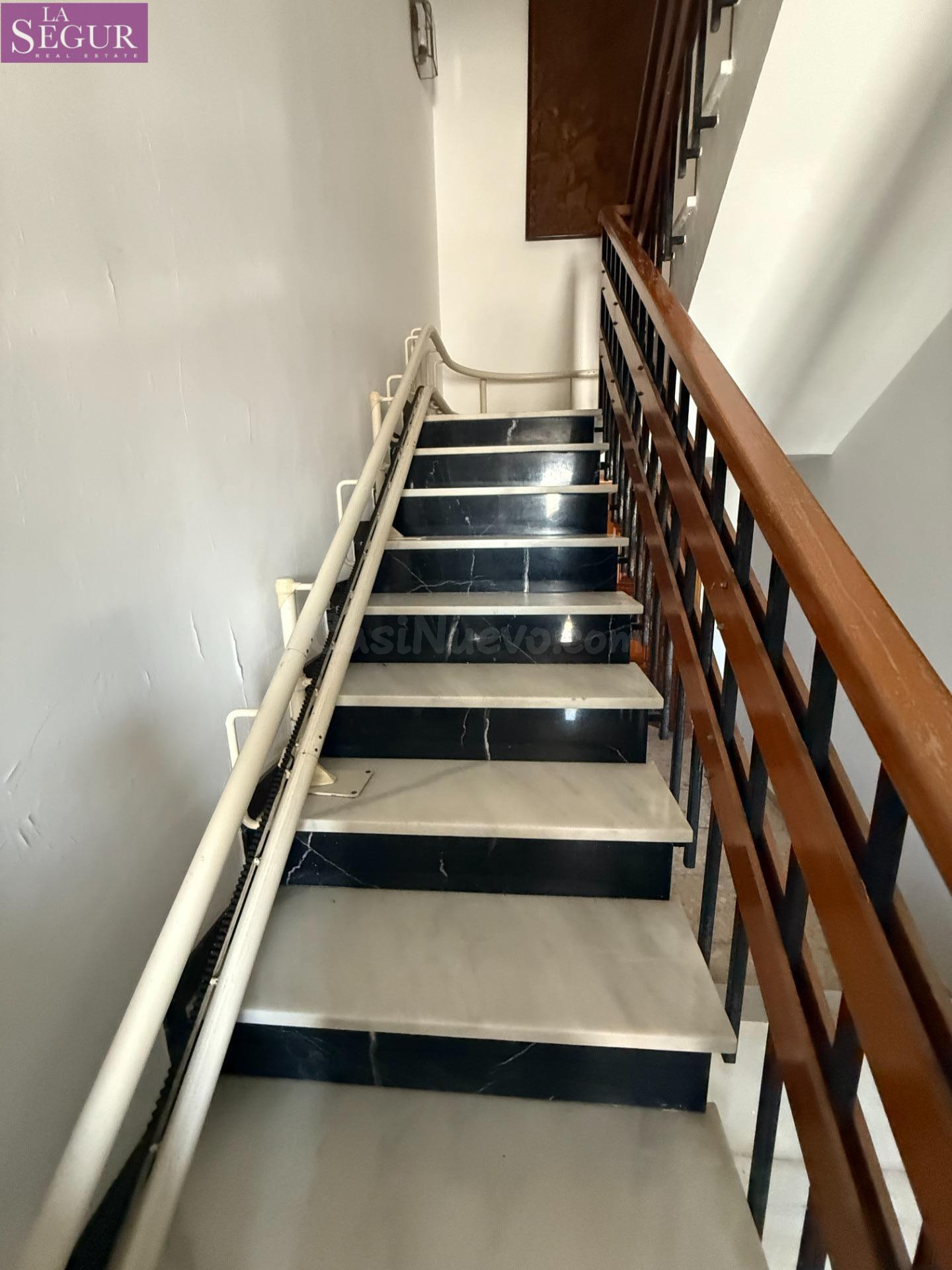 MAGNIFICA CASA EN EL CENTRO DE BENALUP - foto 5