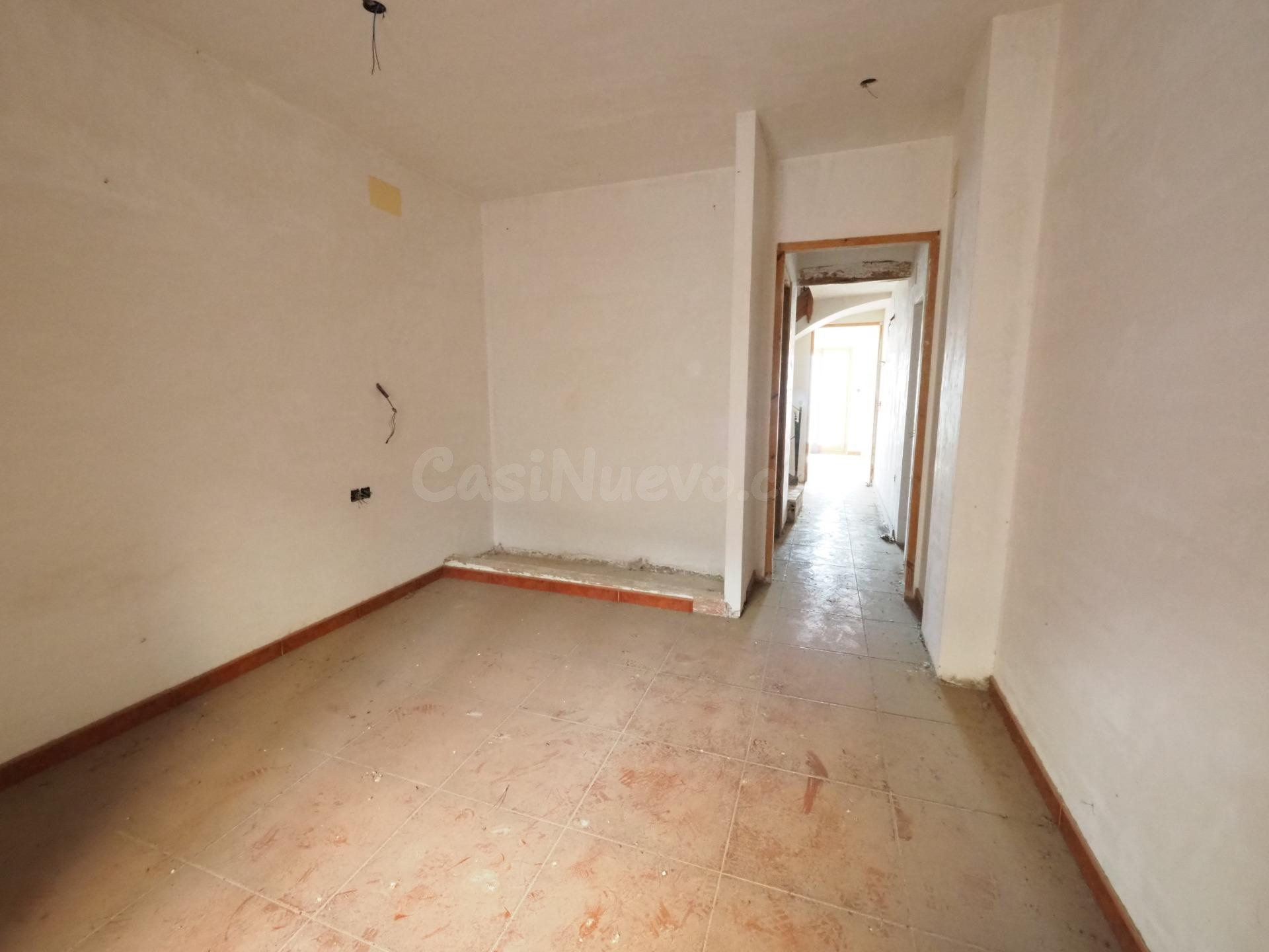 SE VENDE CASA ADOSADA MUNIFAMILIAR EN CAPELLADES - foto 4