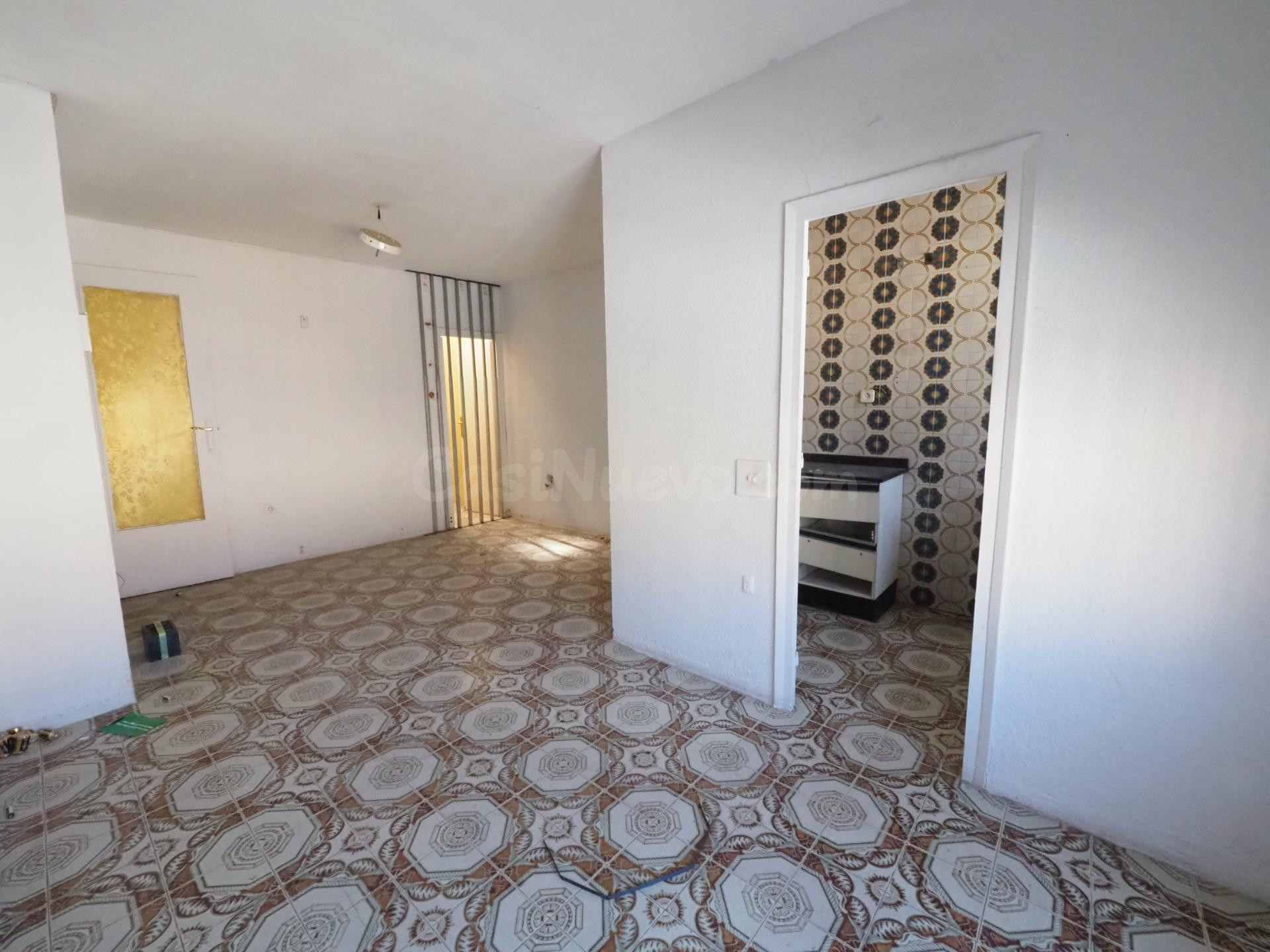 SE VENDE CASA ADOSADA EN TERRASSA, ZONA LA MAURINA - foto 5