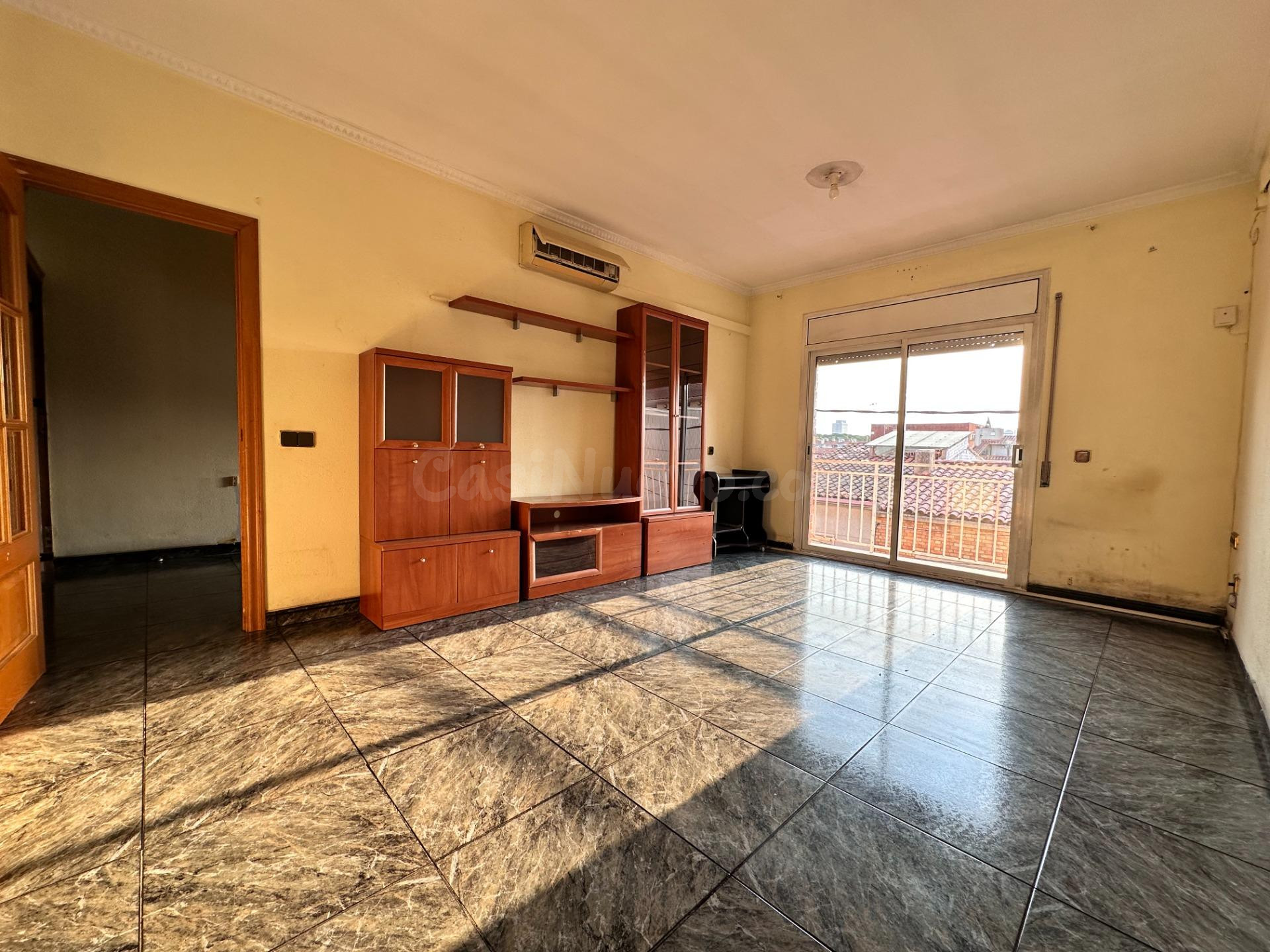 SE VENDE PISO EN SABADELL, ZONA CAN RULL - foto 2