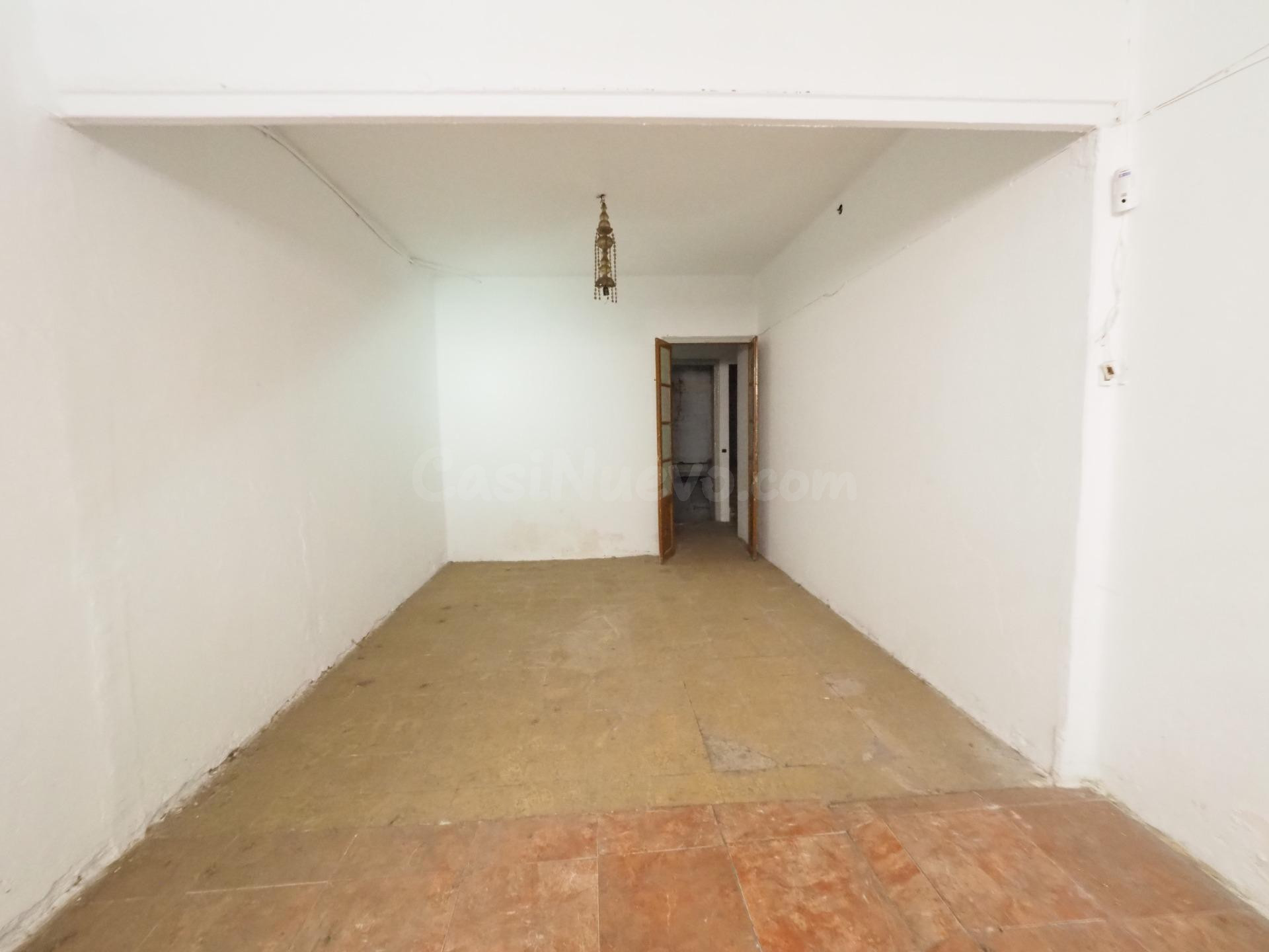 SE VENDE PLANTA BAJA EN MARTORELL, ZONA ROSANES - foto 3