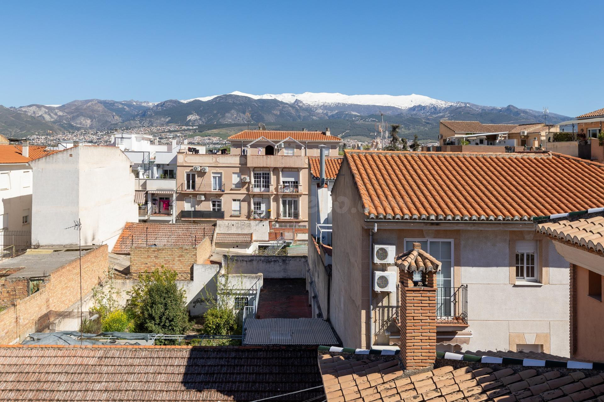 Venta de casa con calidades de lujo en Armilla (Granada) - foto 5