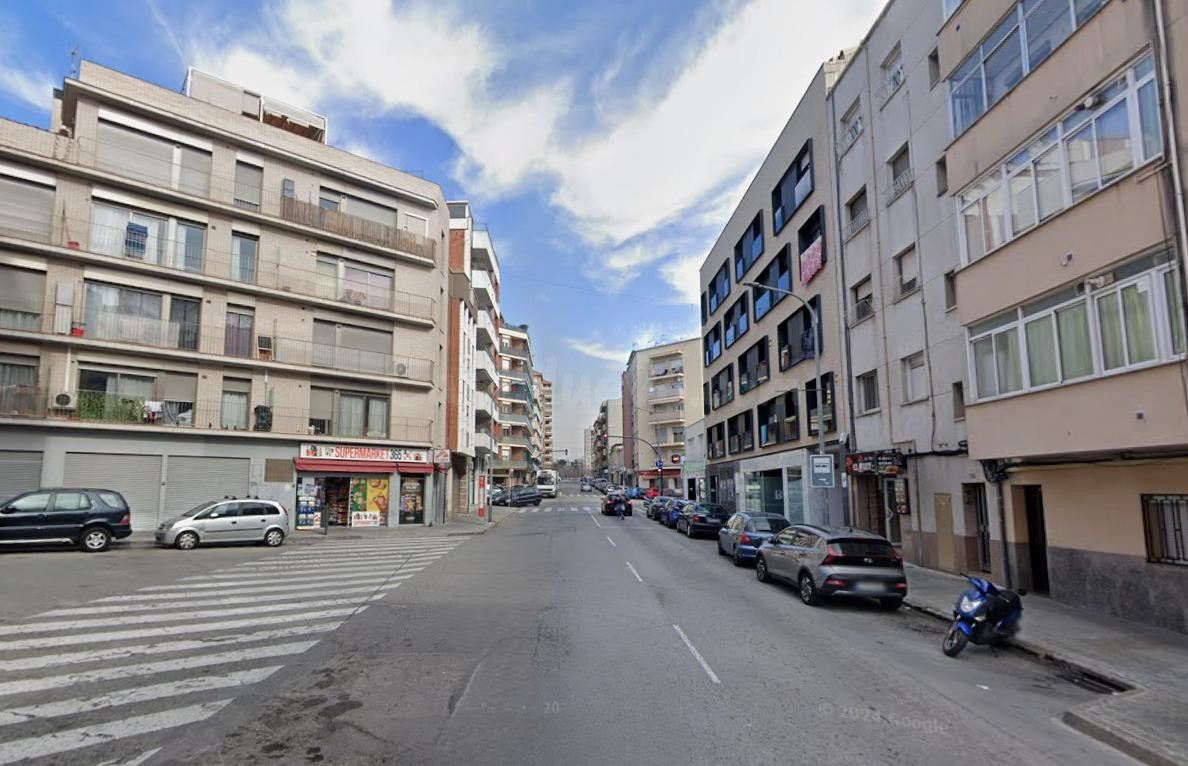 SE VENDE PLAZA DE APARCAMIENTO EN TERRASSA, ZONA SANT PERE