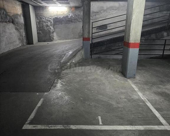 SE VENDE PLAZA DE APARCAMIENTO EN TERRASSA, ZONA SANT PERE - foto 2