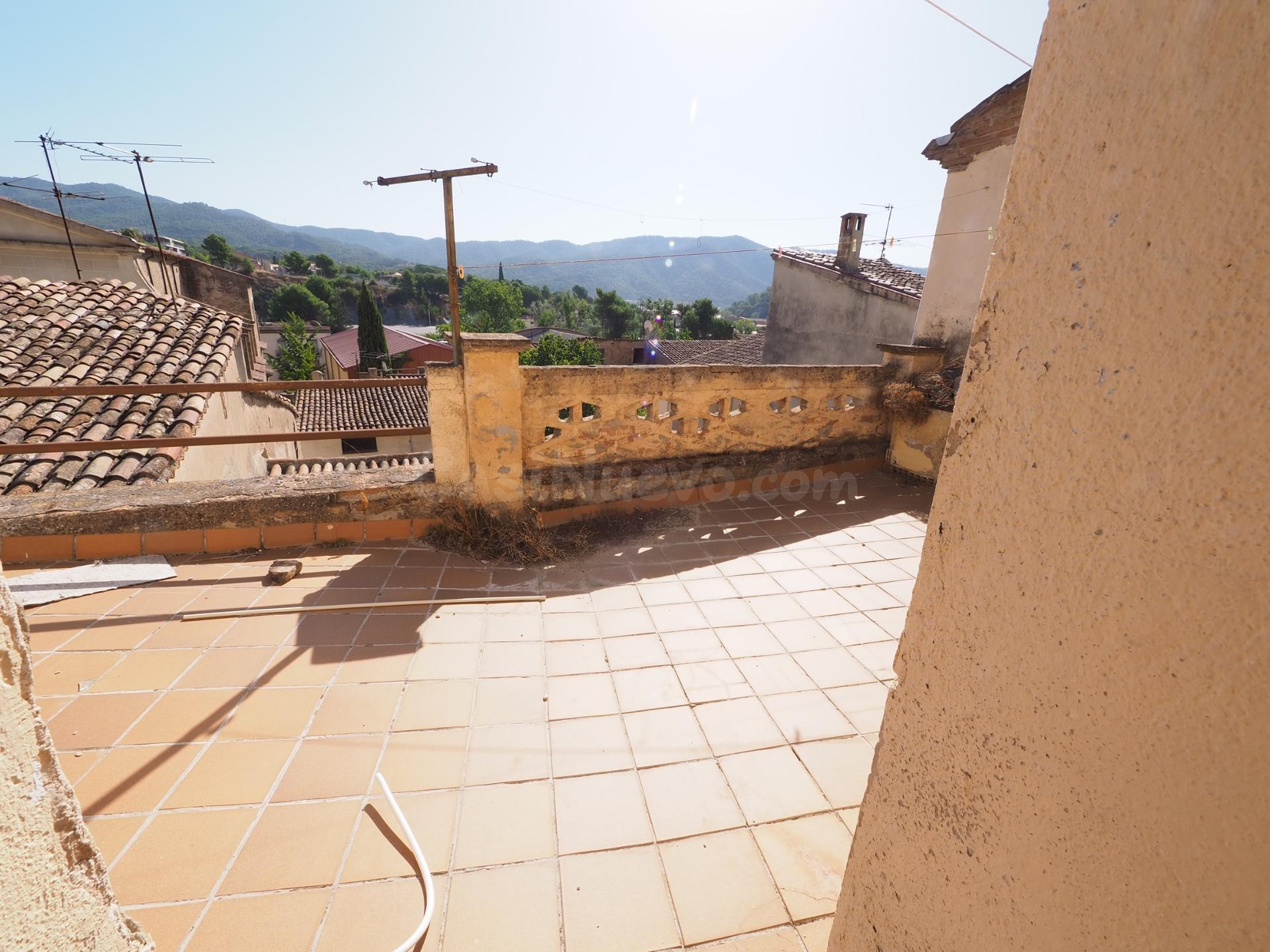 SE VENDE CASA ADOSADA EN LA POBLA DE CLARAMUNT - foto 3