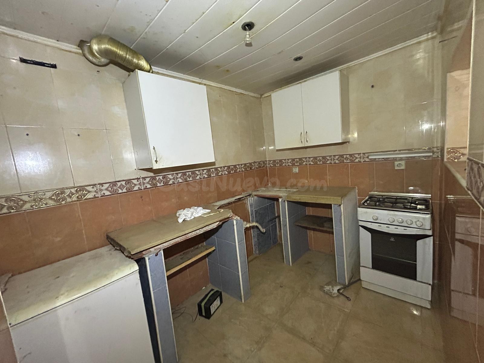 SE VENDE CASA EN TERRASSA, ZONA LA MAURINA - foto 3