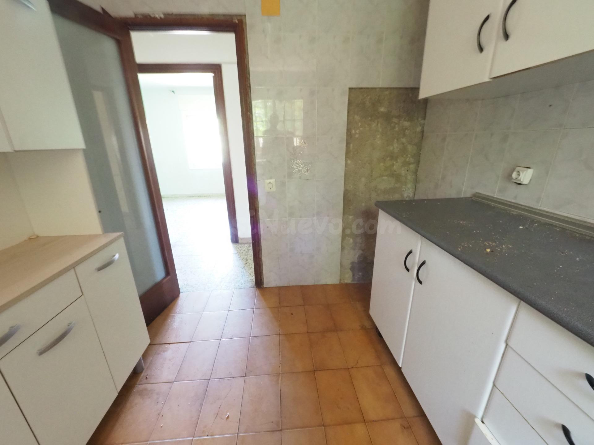 SE VENDE CASA EN TERRASSA, ZONA CAN PALET DE VISTALEGRE - foto 2