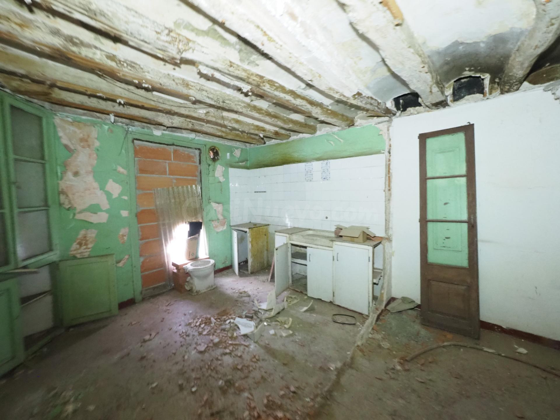 SE VENDE PISO EN IGUALDA, ZONA CENTRO - foto 2