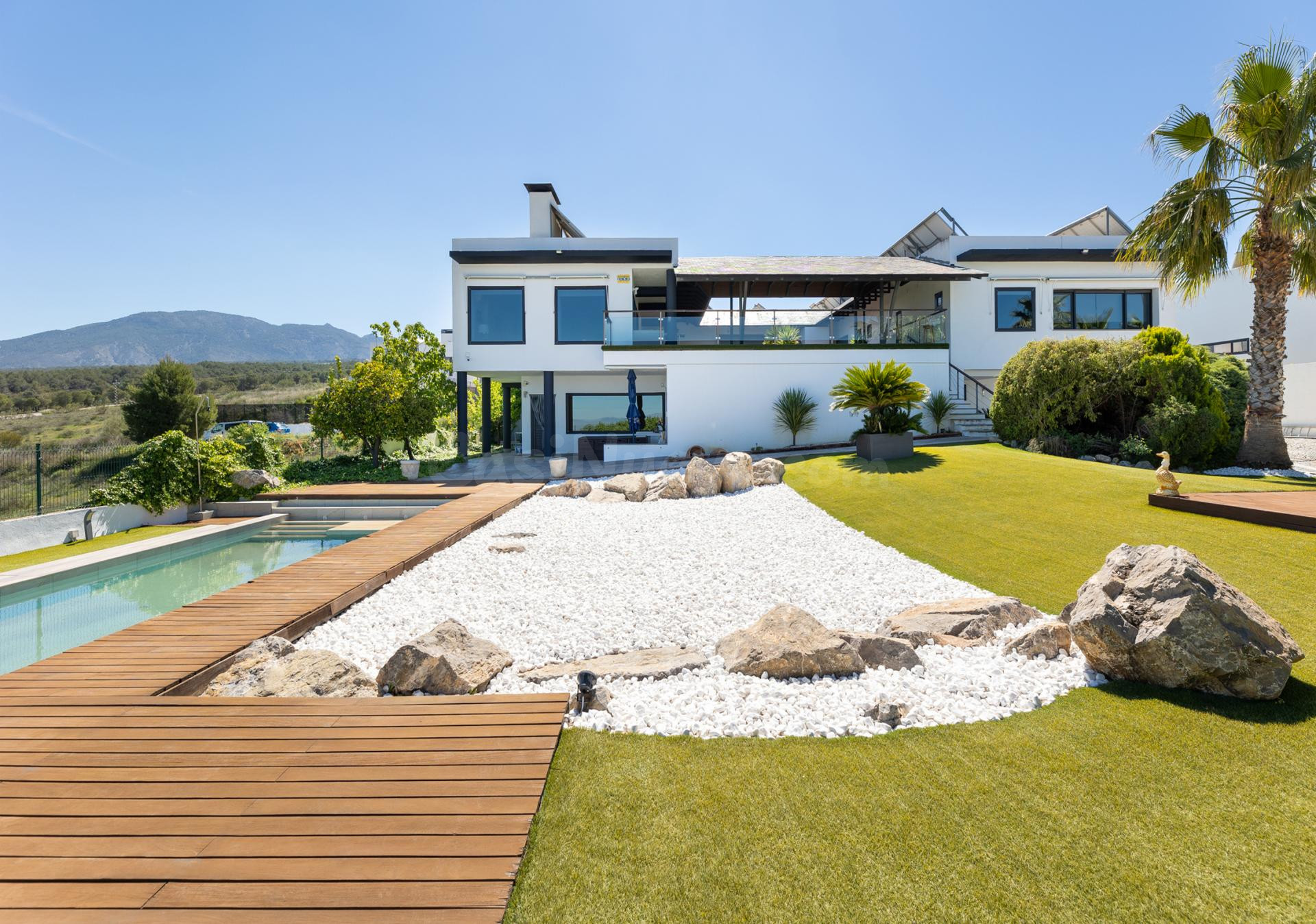 Vende Exclusiva espaciosa y espectacular villa en La Zubia,  - foto 3