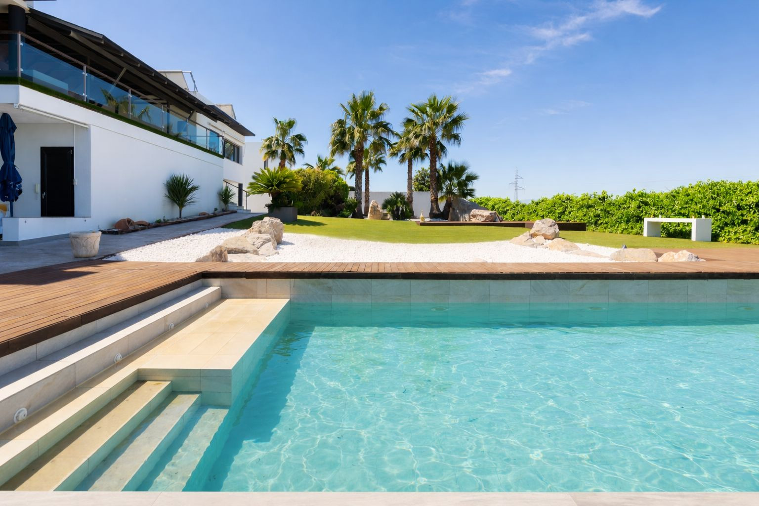 Vende Exclusiva espaciosa y espectacular villa en La Zubia,  - foto 5