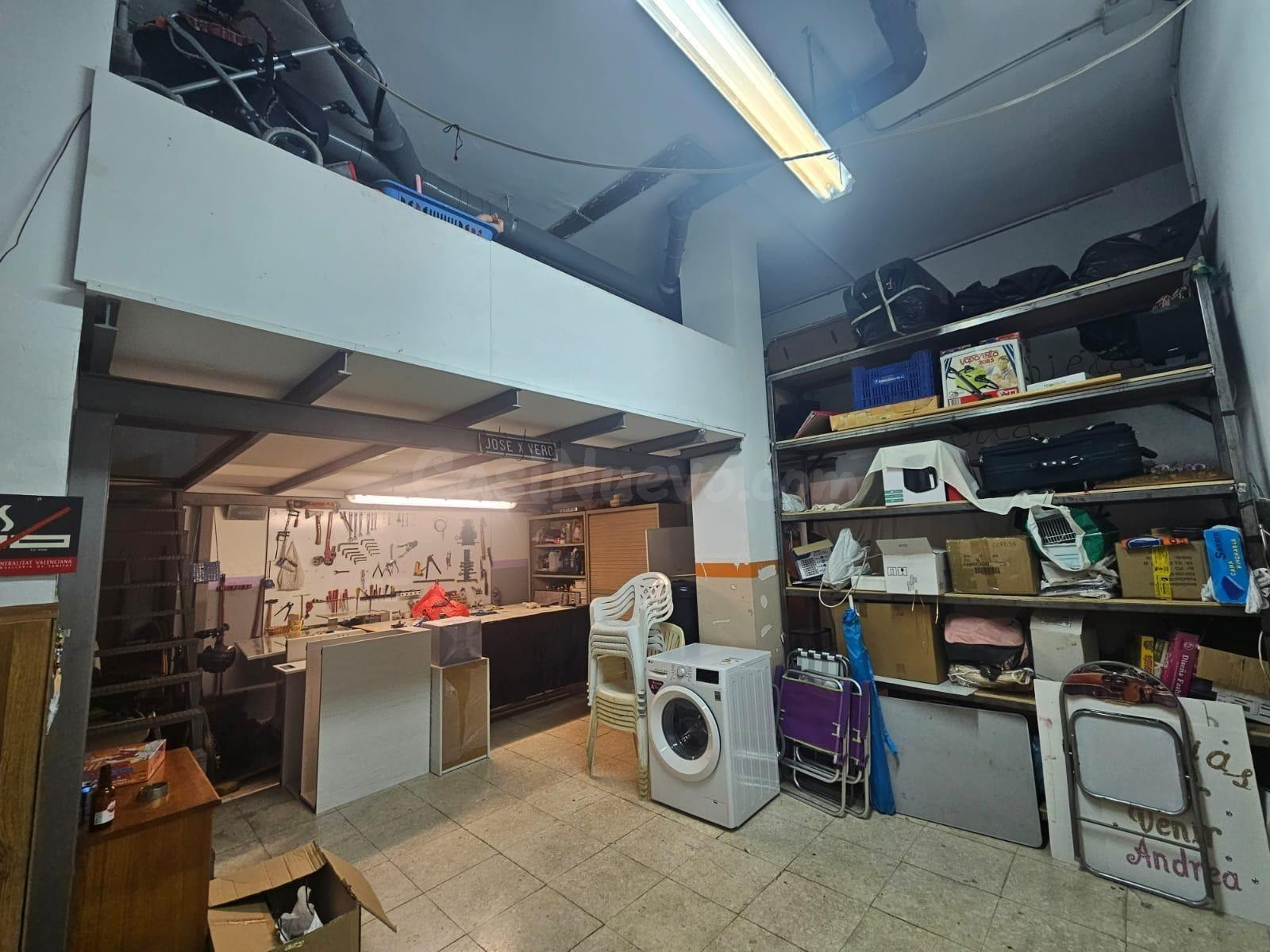 LOCAL COMERCIAL en Alaquas, tiene vado y puerta con motor - foto 4