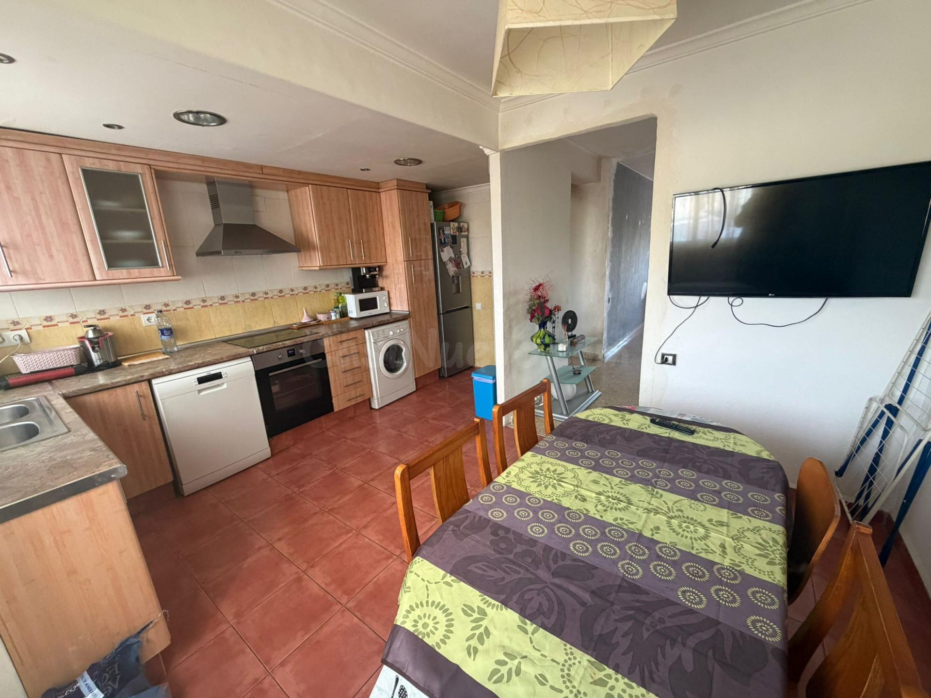 Piso en Valencia 3 habitaciones 2 baños - foto 3