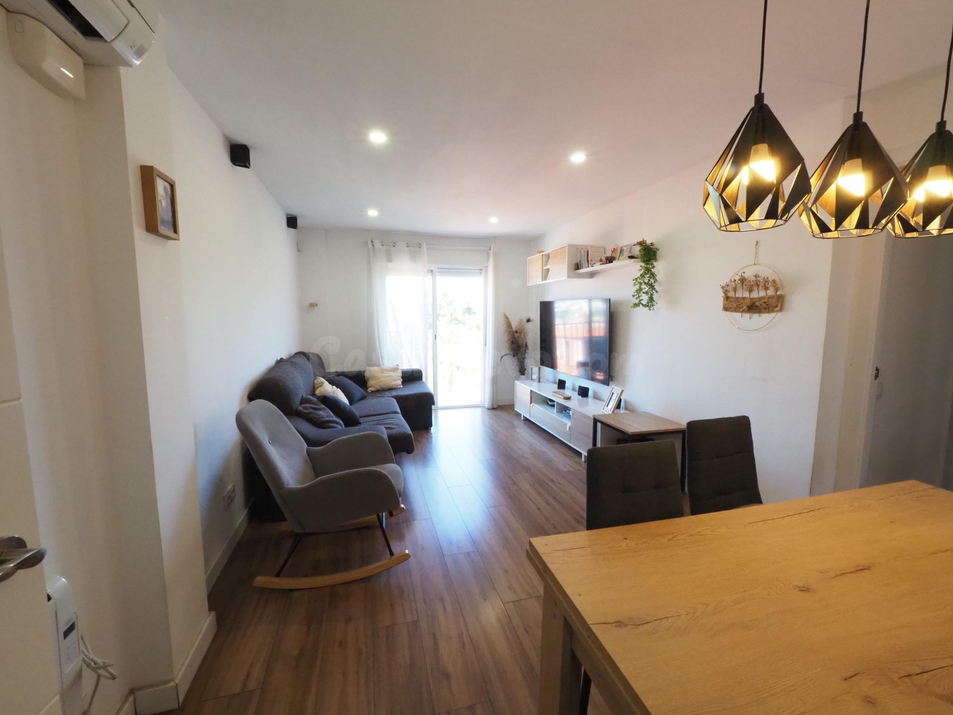 SE VENDE PISO EN RUBI, ZONA NORD