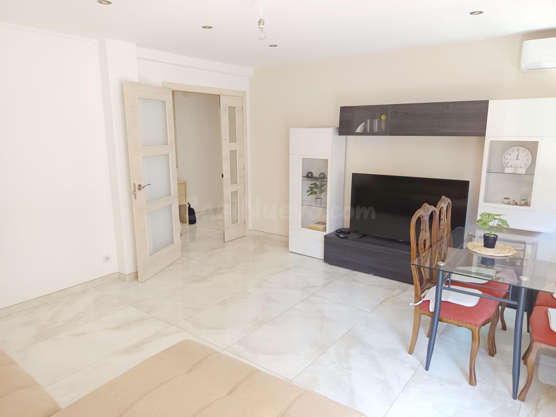 Piso 1ª planta en Xirivella con 5 habitaciones y 2 baños