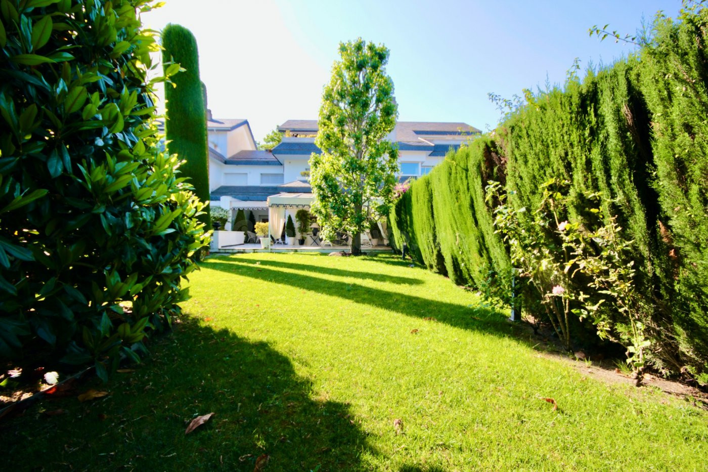 Casa en Pedralbes con vistas al mar, de 650m2aprox.,jardín p - foto 5