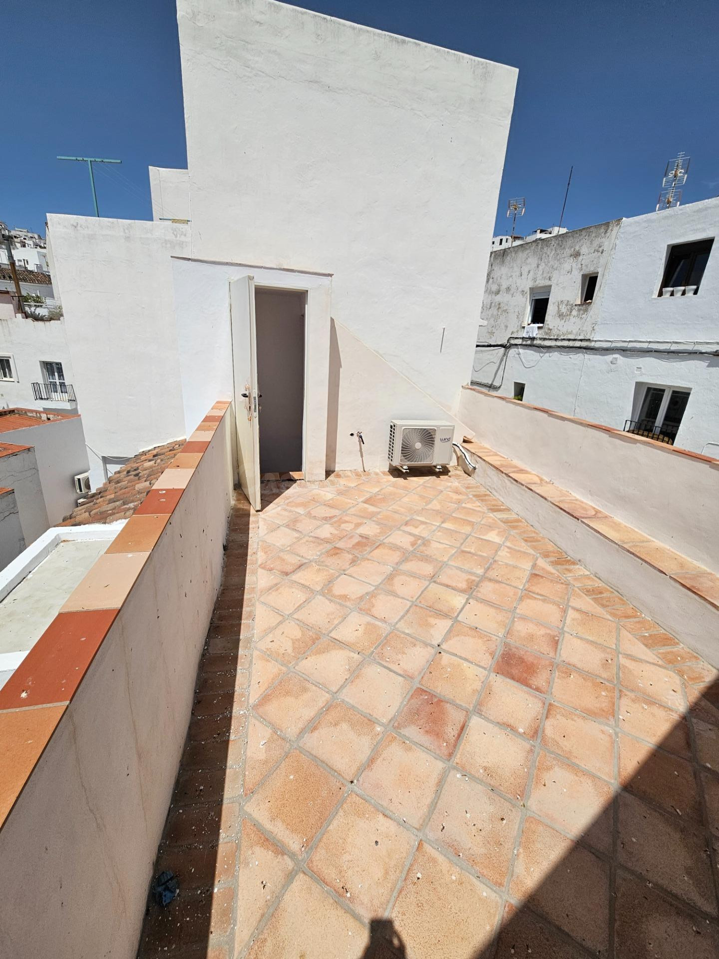Casa independiente en el casco antiguo de Vejer - foto 2