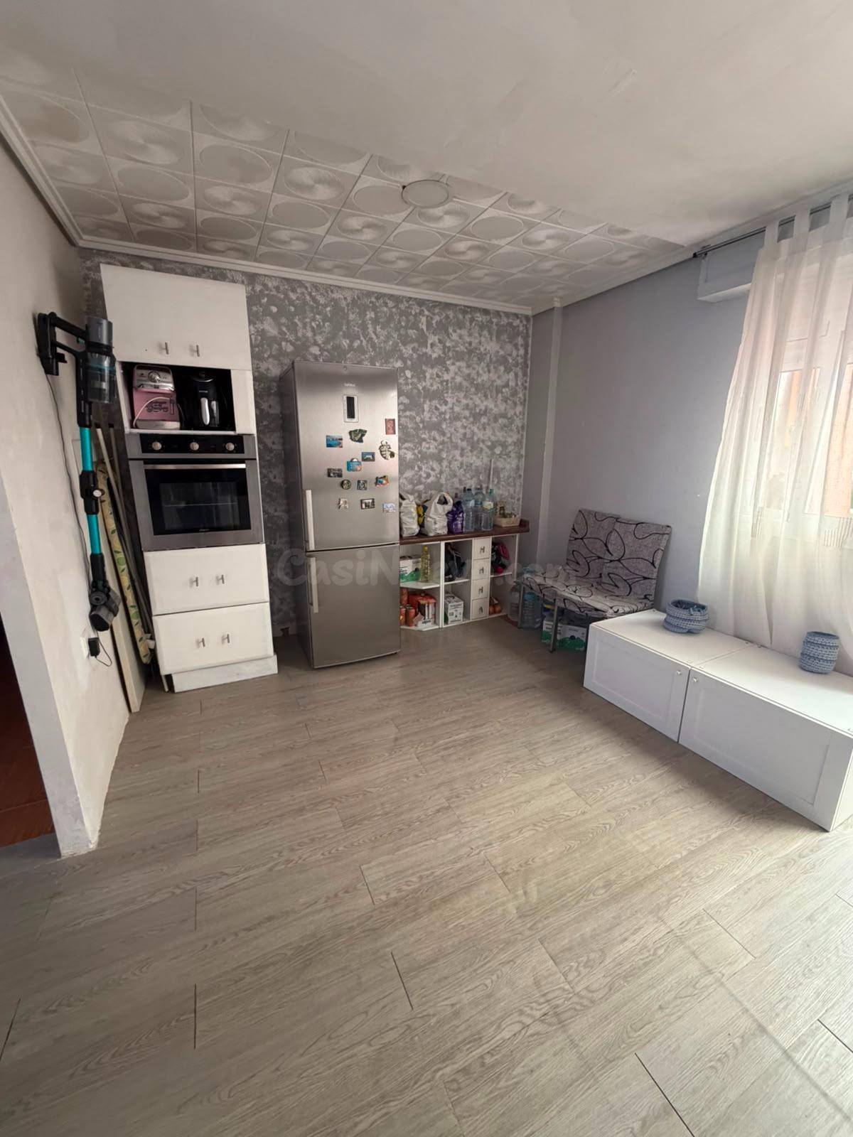 Amplia vivienda con dos espectaculares terrazas en Riba-roja - foto 2