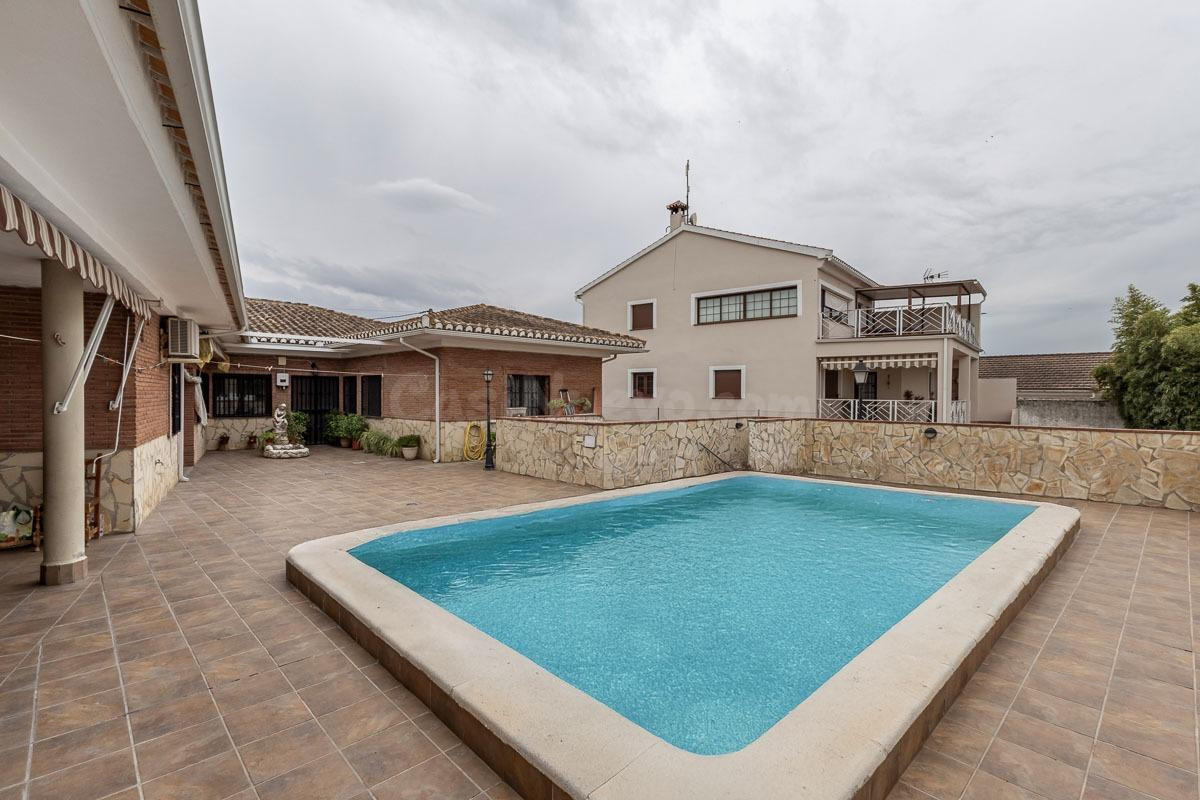 Chalet en planta baja en Pedro Ruiz, Santa Fe