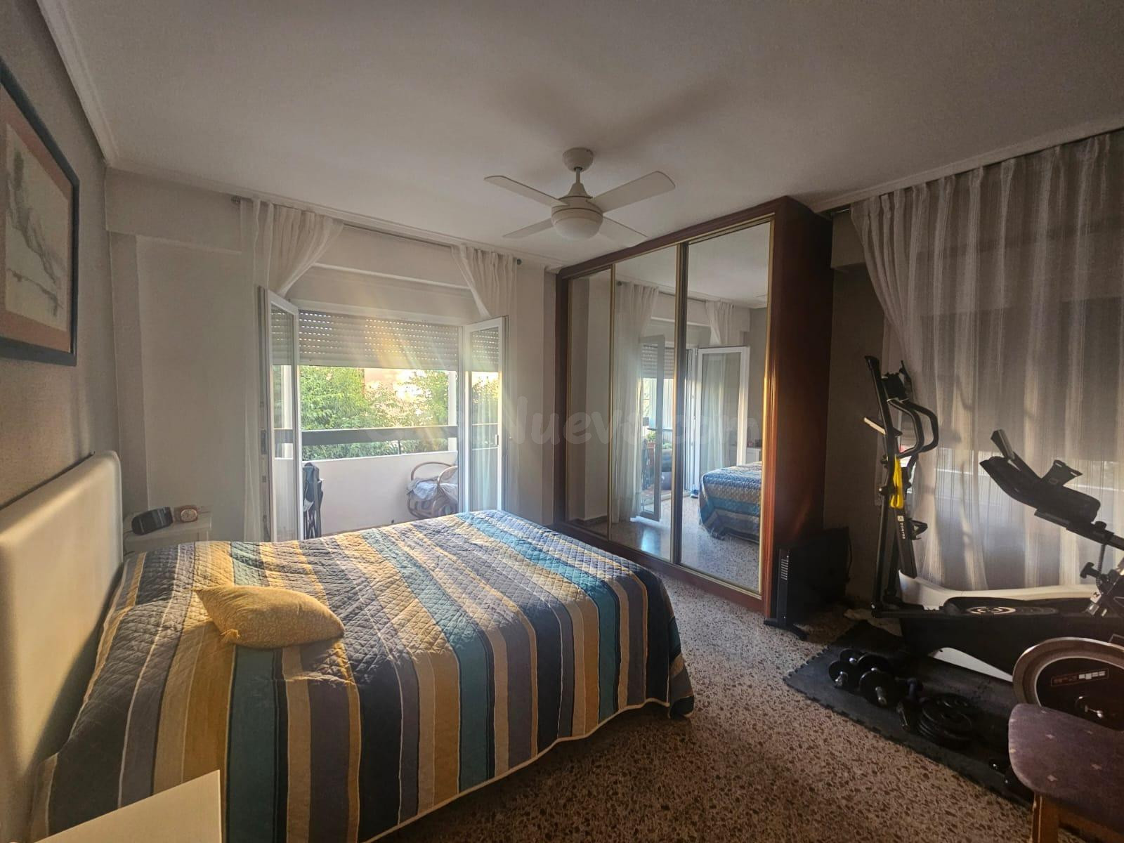 Piso 3 habitaciones, baño y aseo en Valencia - foto 3