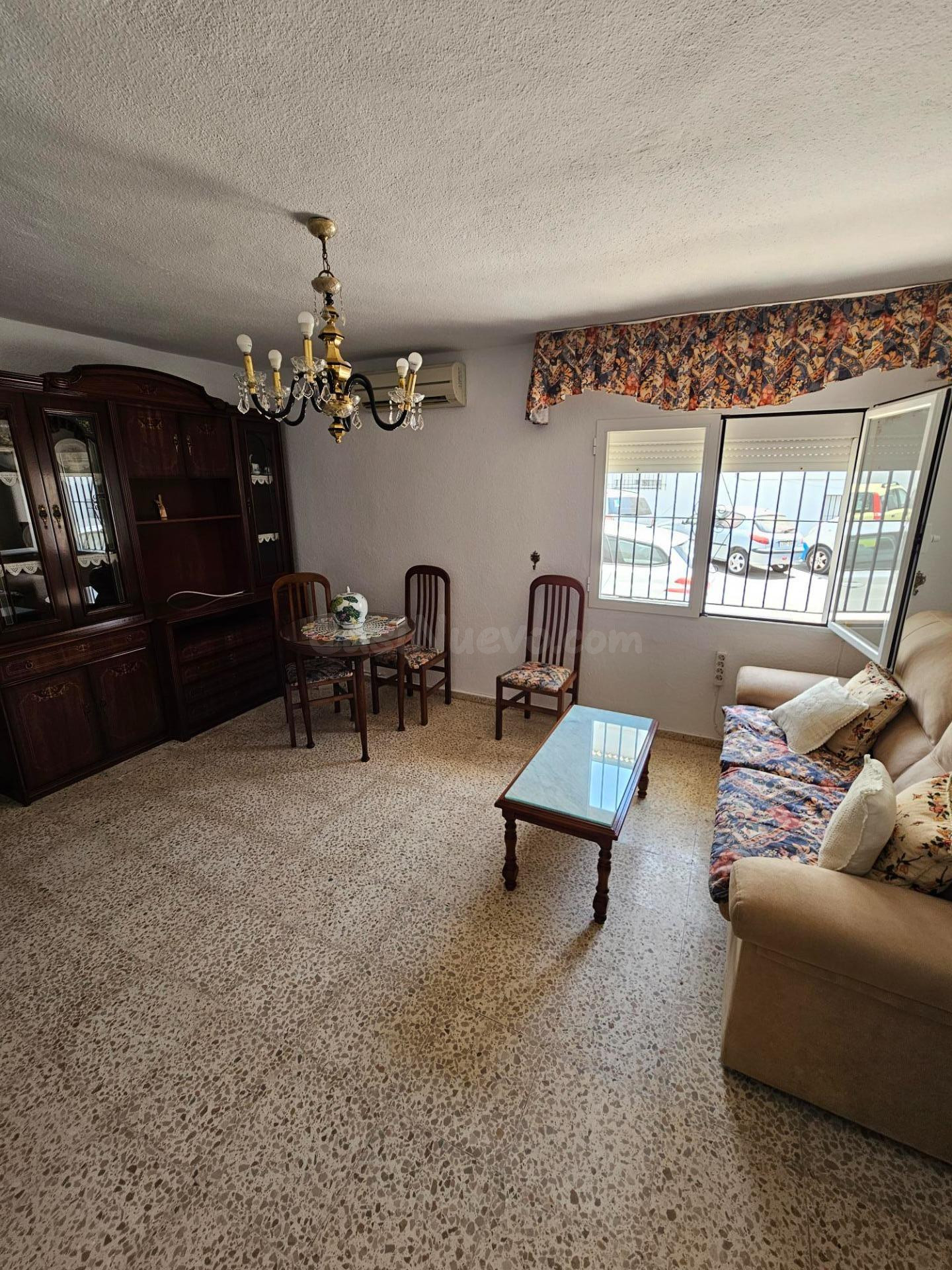 Piso en zona nueva de Vejer - foto 2