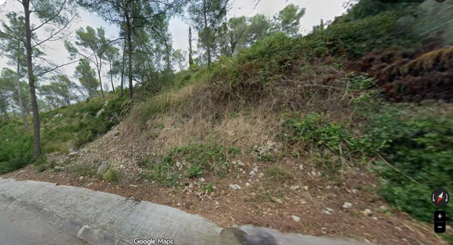 GRAN OPORTUNIDAD. Se vende gran parcela urbana de 1.126 m2 s - foto 2